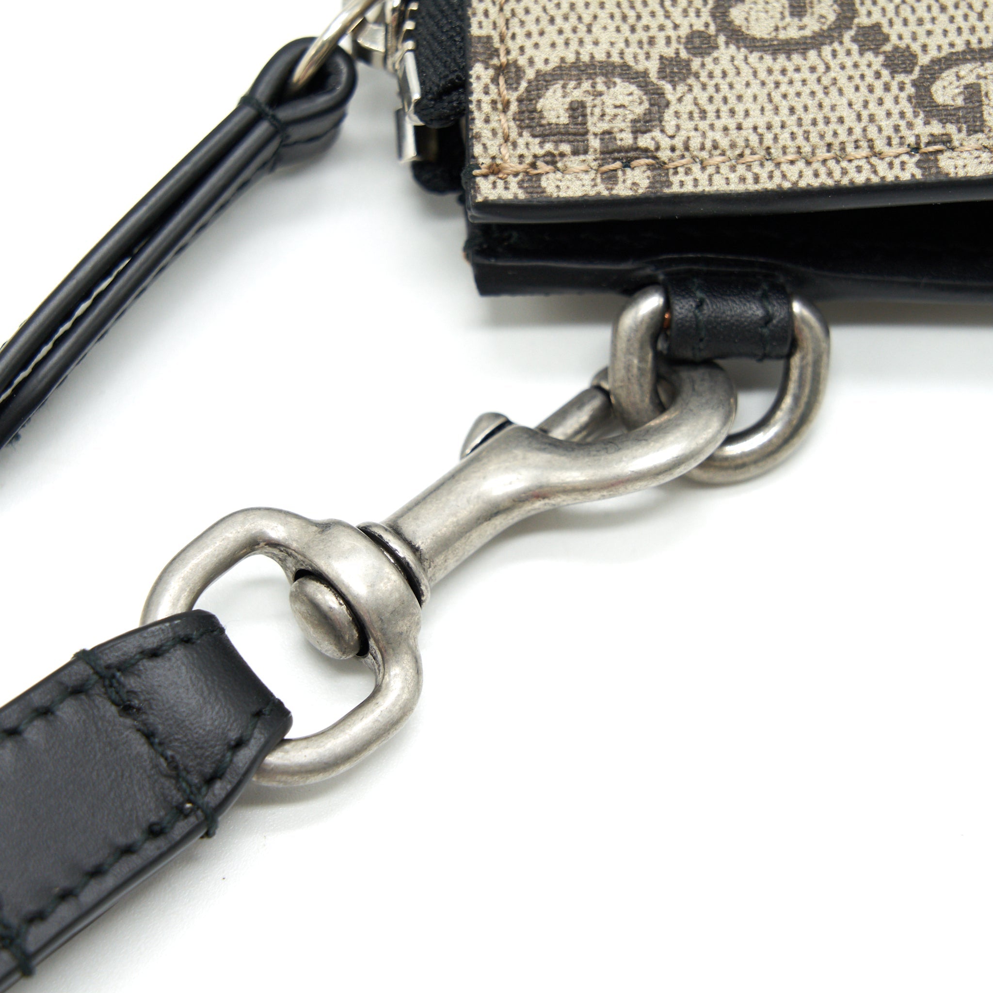 GUCCI MEN'S SNAKE MOTIF CLUTCH