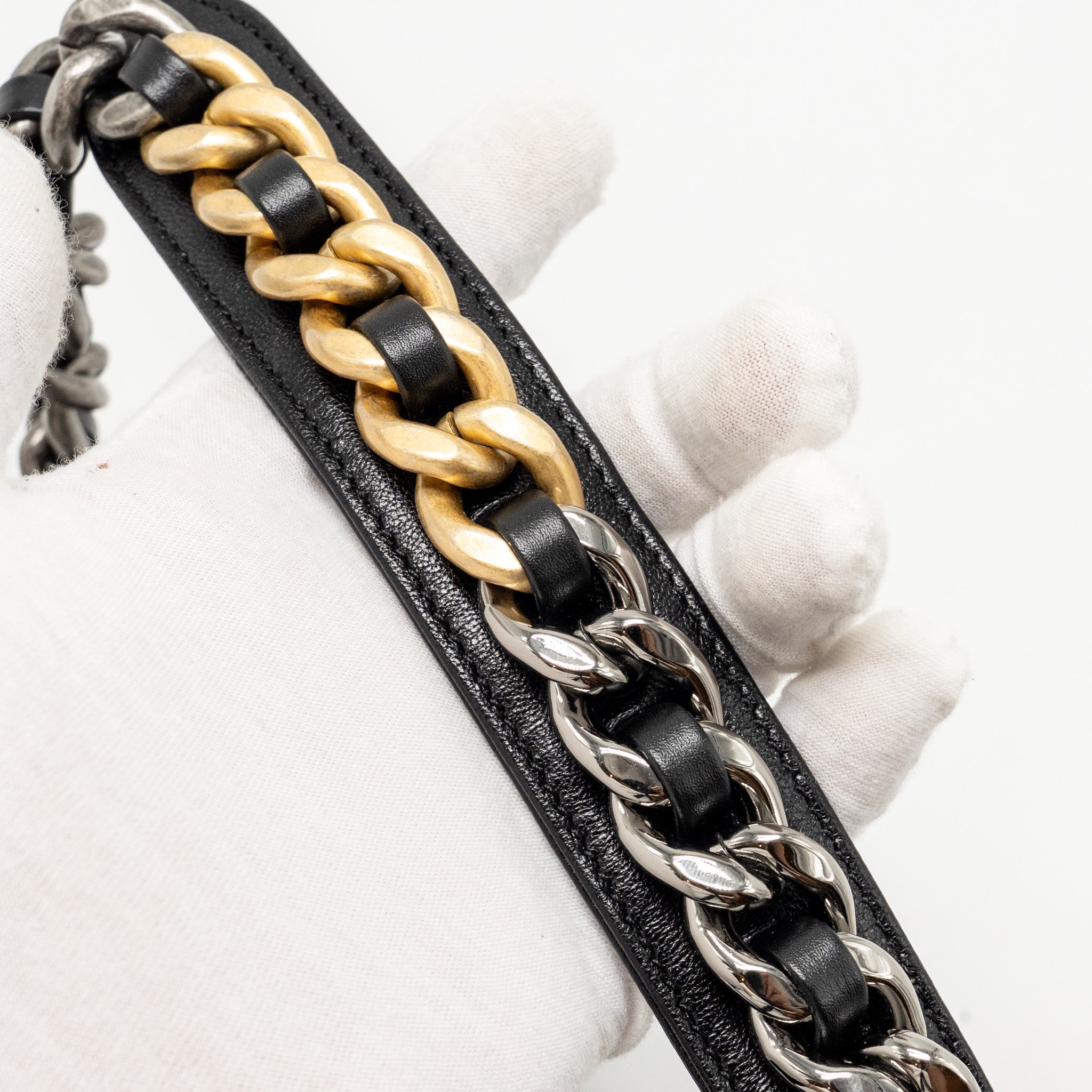 CHANEL 19 WAIST BAG GOATSKIN BLACK MULTICOLOUR HARDWARE