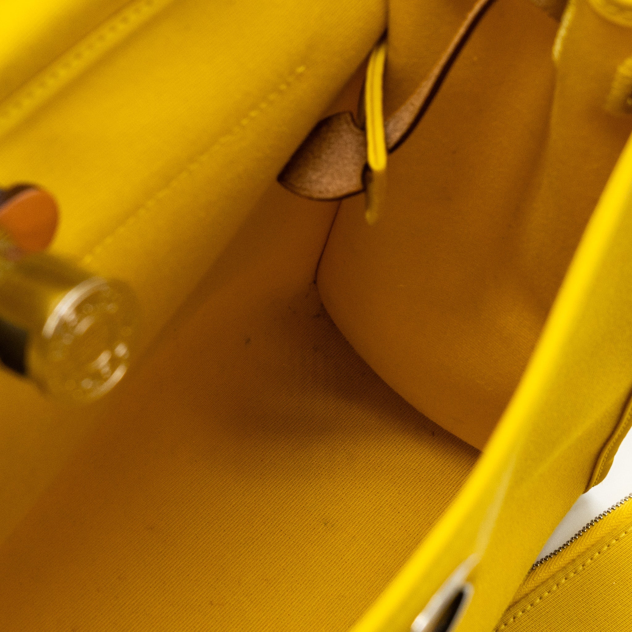 HERMES HERBAG 31 ZIP BAG CANVAS / LEATHER JAUNE DE NAPLES / NATURAL SHW