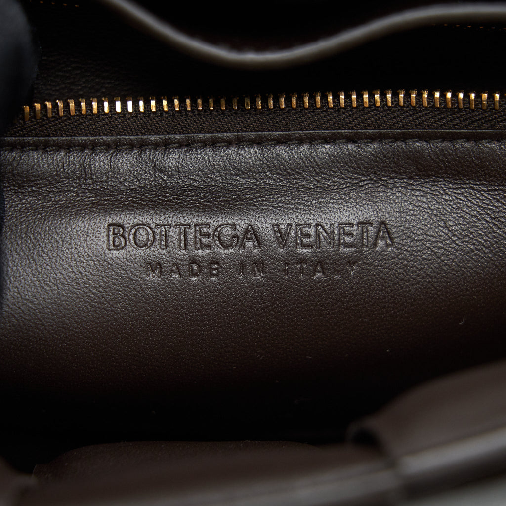 BOTTEGA VENETA CASSETTE BAG WITH CHAIN BROWN GHW