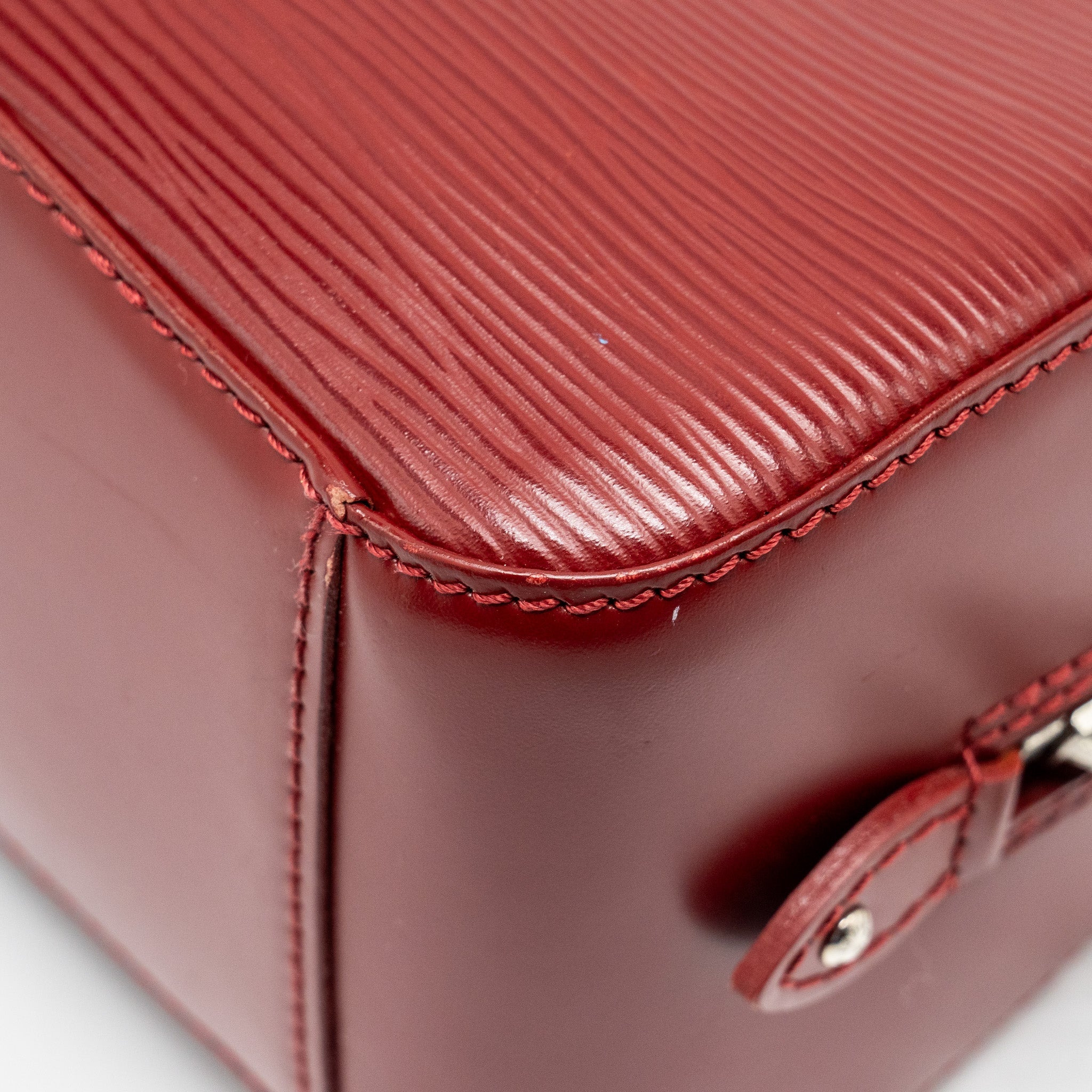 LOUIS VUITTON JASMINE BOSTON BAG EPI RED SHW