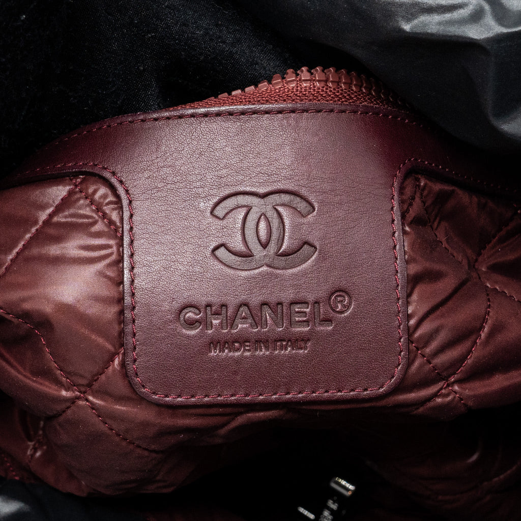 CHANEL SMALL PUFFY DOWN TOTE BAG NYLON BLACK SHW