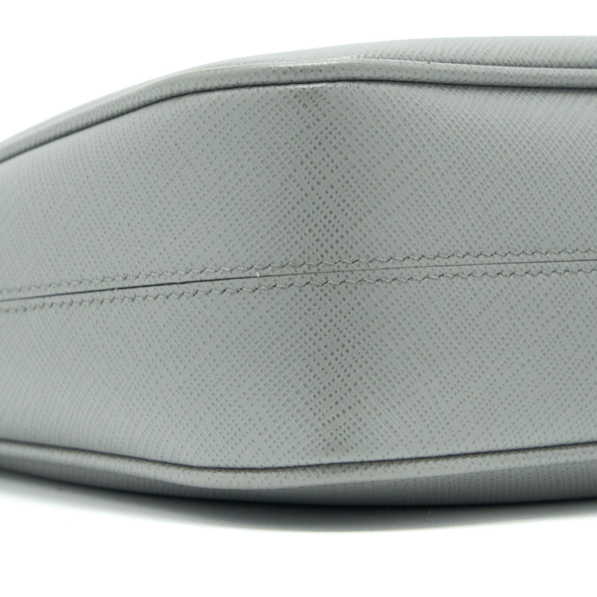 PRADA RE-EDITION 2005 SAFFIANO GREY GHW