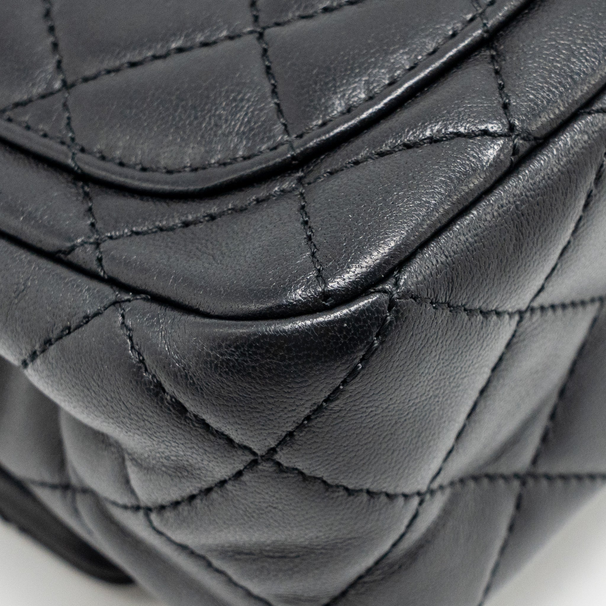 CHANEL PEARL CRUSH MINI SQUARE FLAP BAG LAMBSKIN BLACK GHW (MICROCHIP)