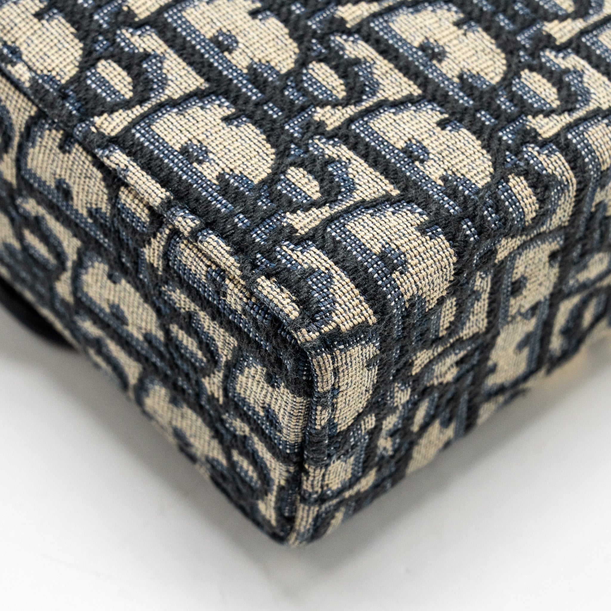 DIOR 30 MONTAIGNE BOX BLUE OBLIQUE JACQUARD GHW