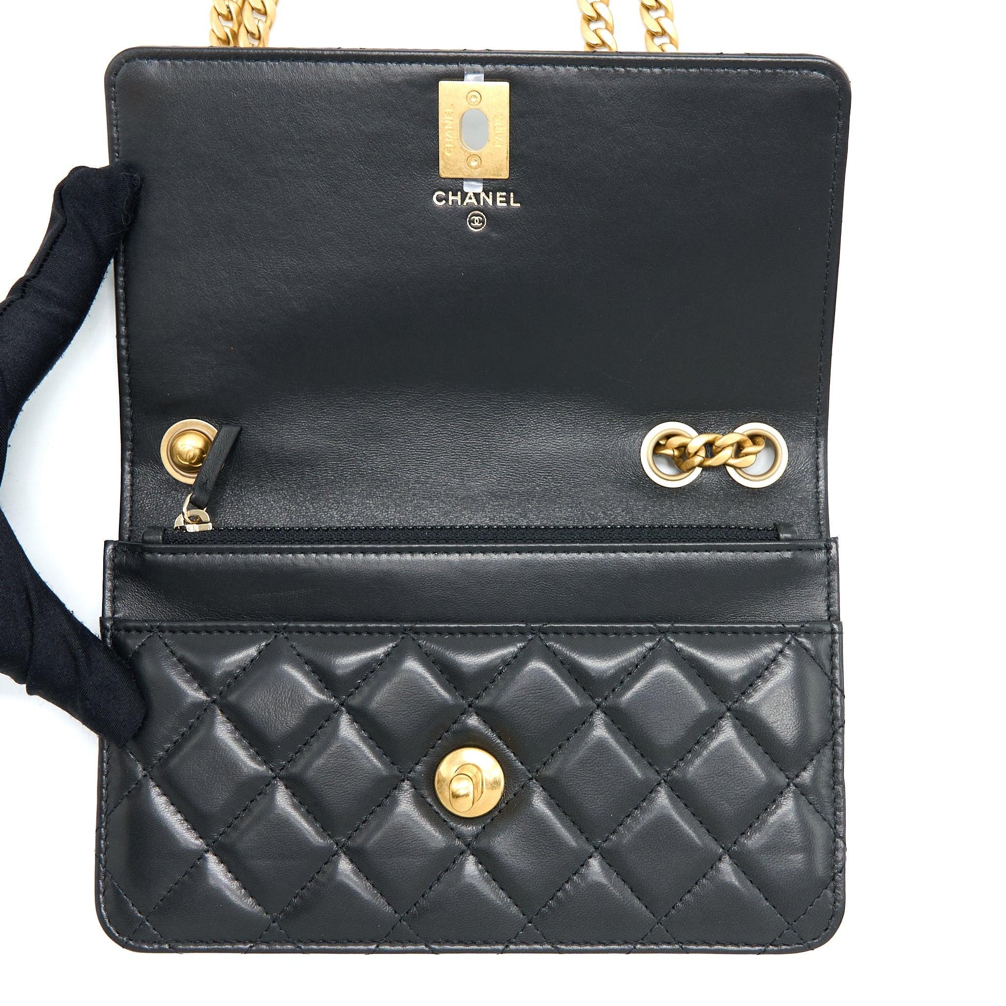 CHANEL 22K GOLD PILLAR WALLET ON CHAIN LAMBSKIN BLACK BRUSHED GHW(MICROCHIP)