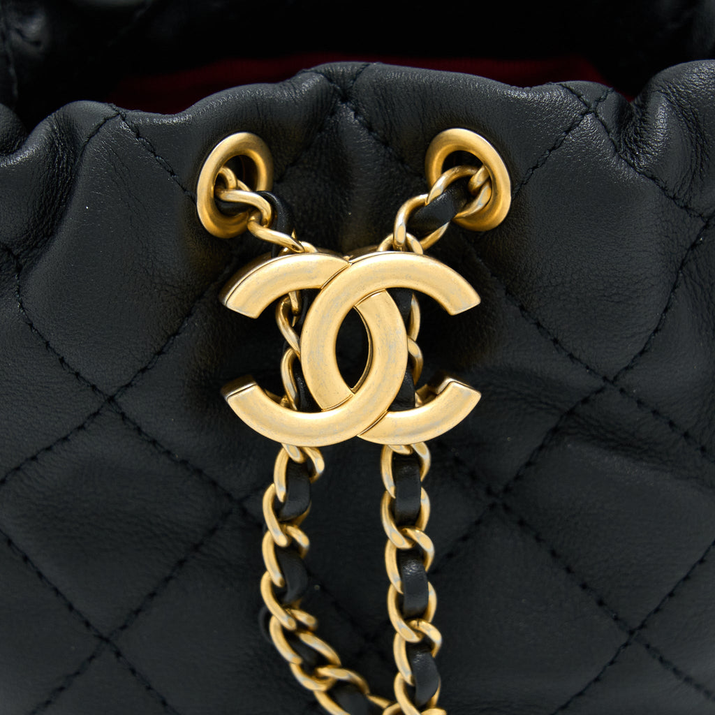 CHANEL MINI BUCKET BAG WITH PEARL CHAIN LAMBSKIN BLACK GHW