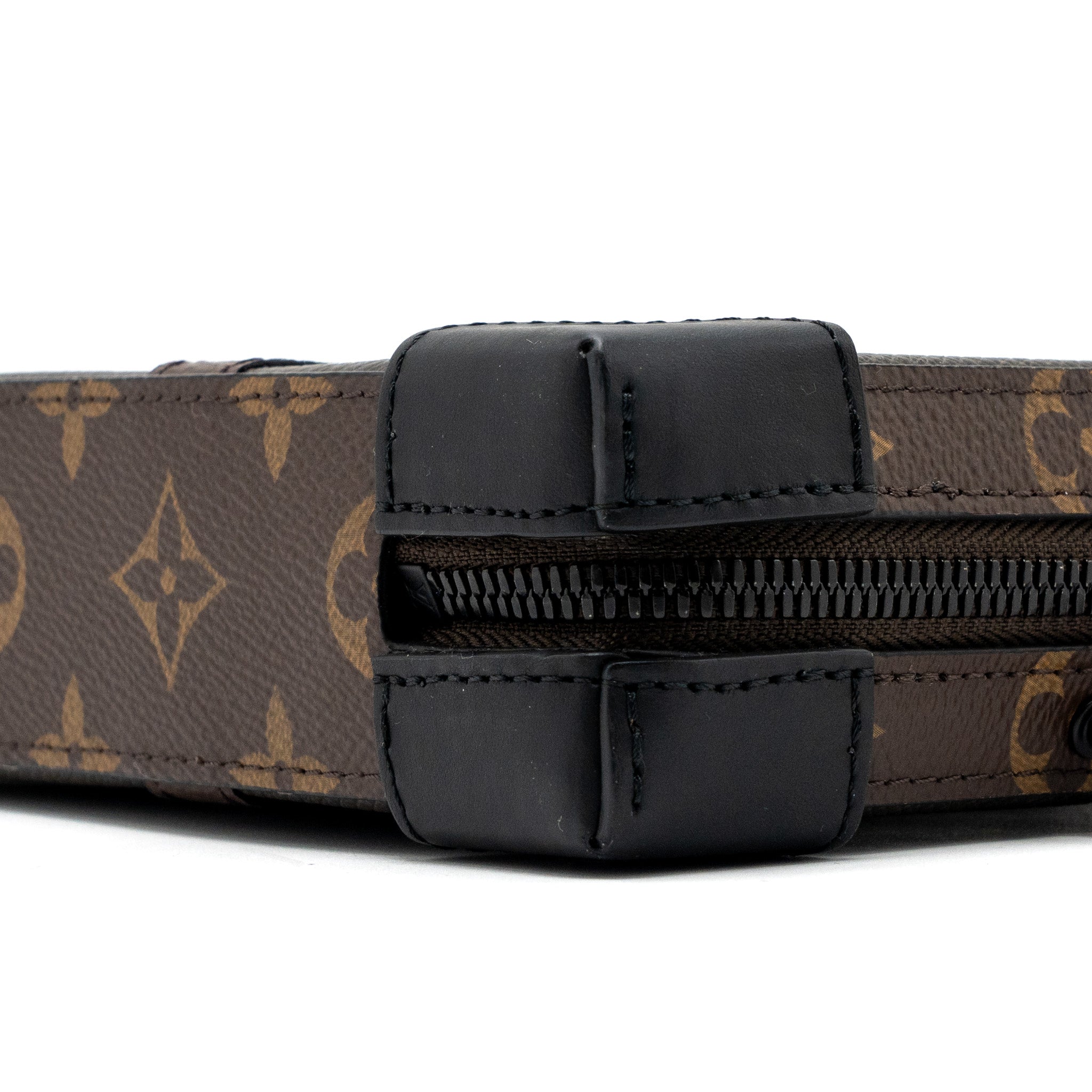 LOUIS VUITTON SOFT TRUNK WALLET TAIGA / MONOGRAM CANVAS KHAKI GREEN WITH BLACK HARDWARE
