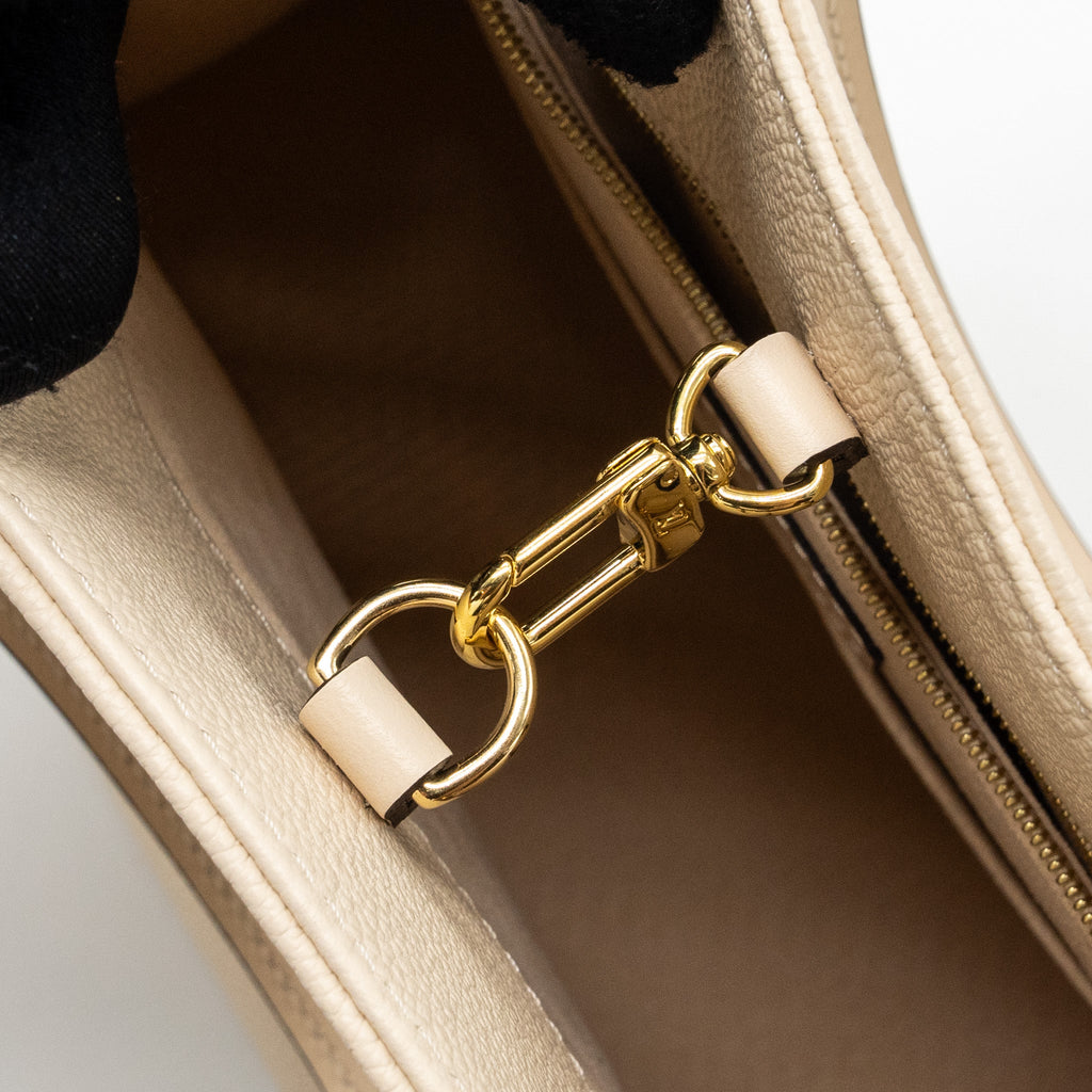 LOUIS VUITTON ONTHEGO MM EMPREINTE LEATHER WHITE GHW (NEW VERSION)