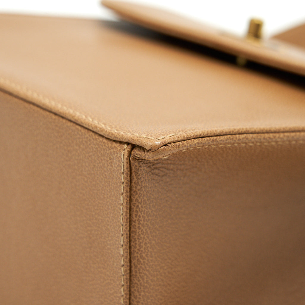 CHANEL VINTAGE BAG IN BROWN GHW