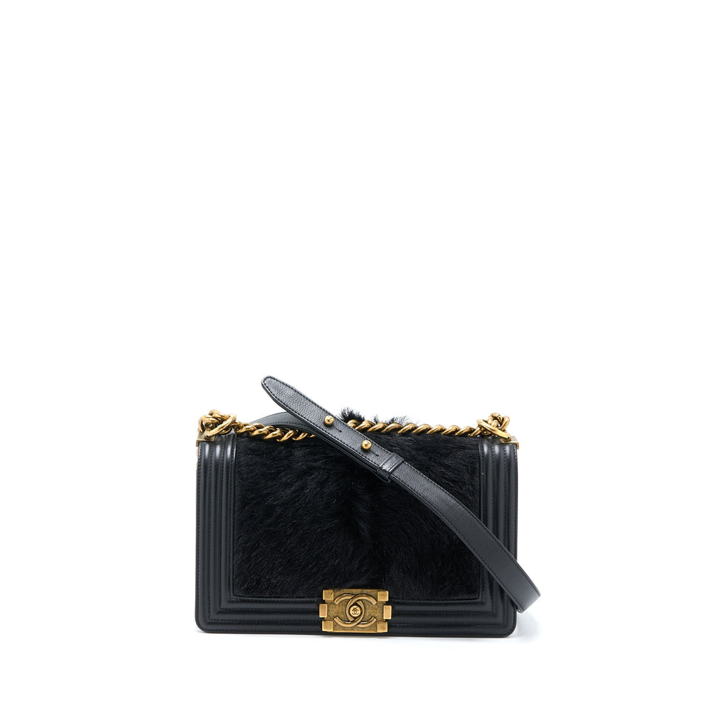 CHANEL MEDIUM BOY BAG GOATHAIR/CALFSKIN BLACK GHW