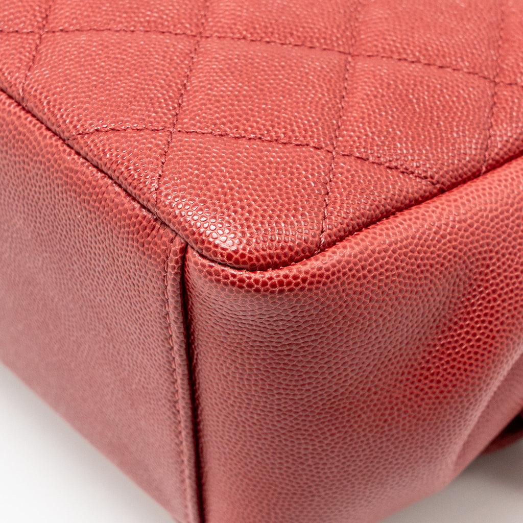 CHANEL LARGE BUSINESS AFFINITY CAVIAR RED LGHW
