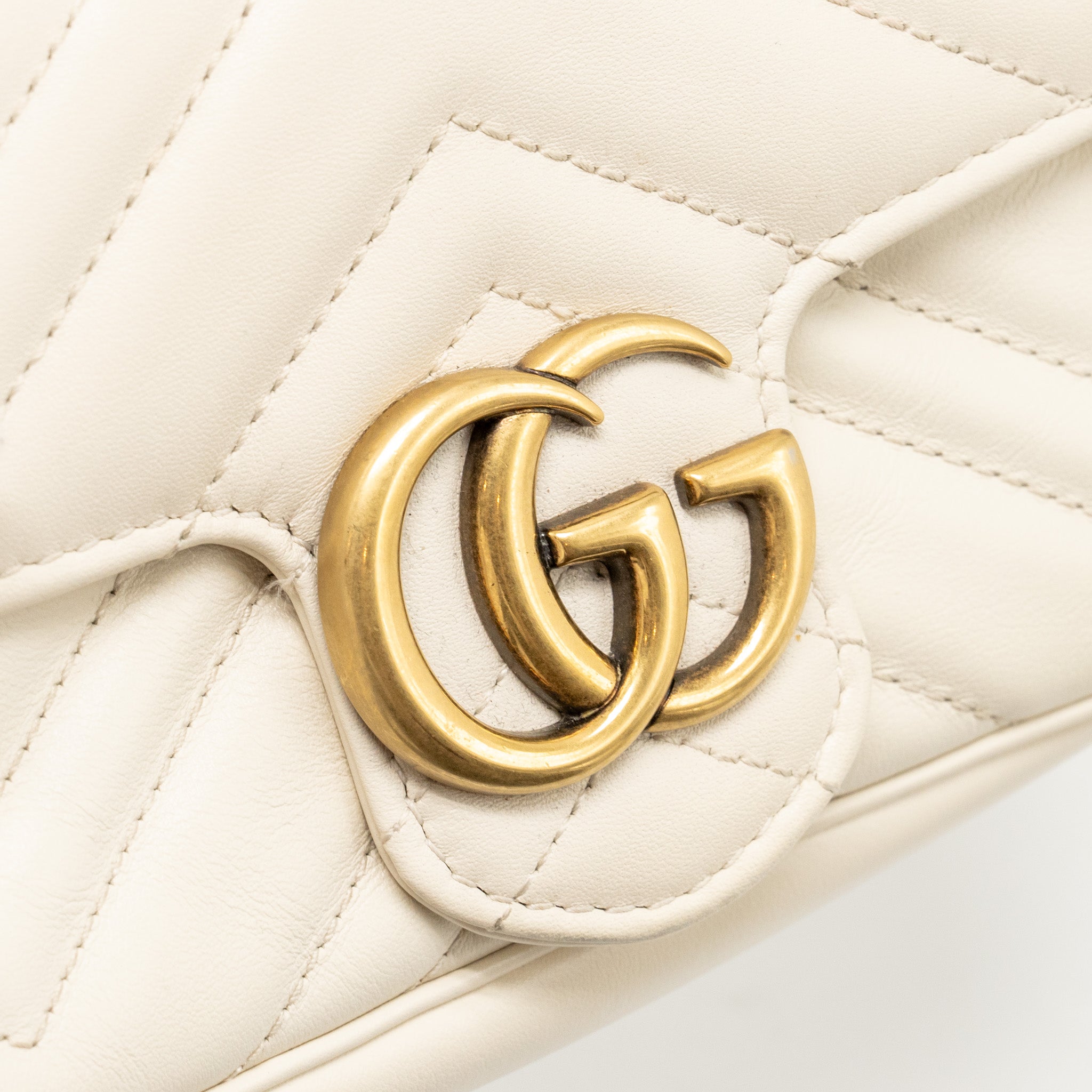GUCCI GG MARMONT SUPER MINI CALFSKIN WHITE GHW