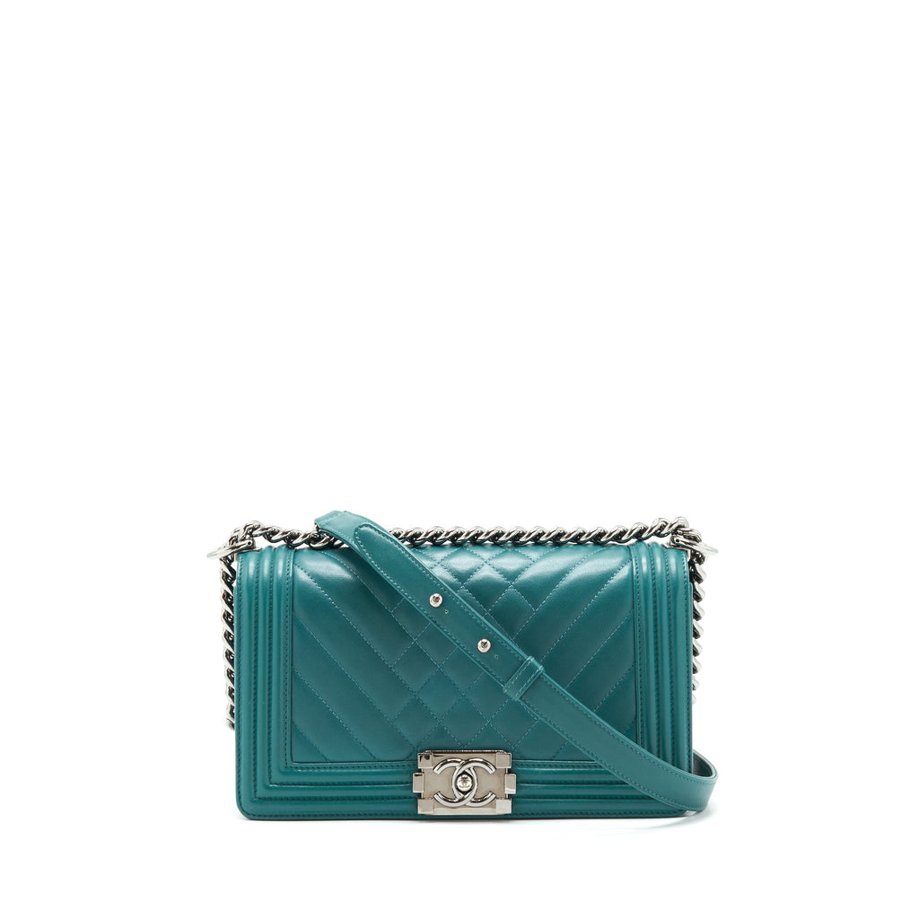 CHANEL MEDIUM BOY LAMBSKIN GREEN SHW
