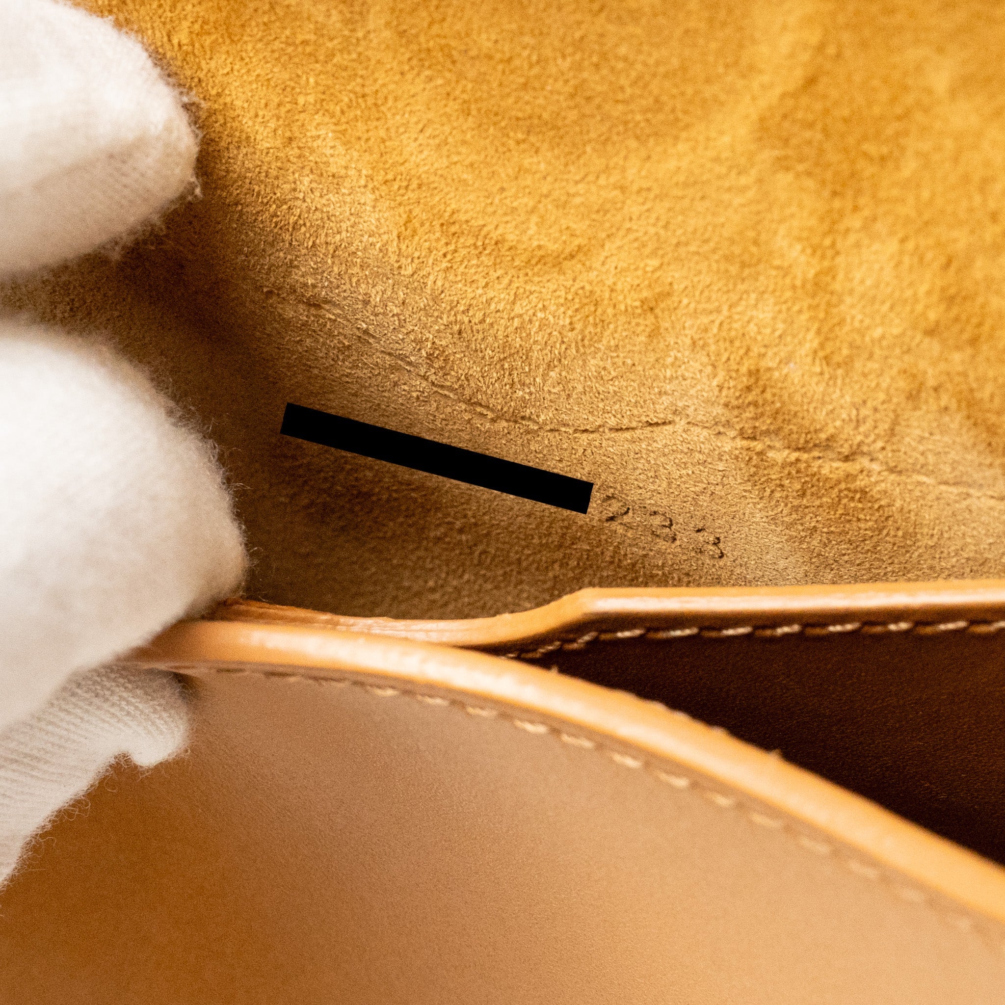 DIOR MEDIUM DIOR BOBBY BAG CALFSKIN CARAMEL GHW