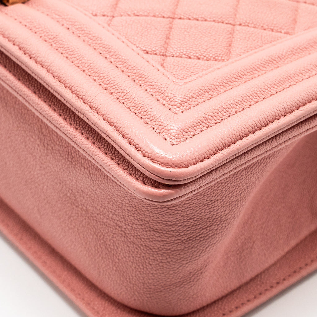 CHANEL MEDIUM BOY BAG CAVIAR PINK LGHW
