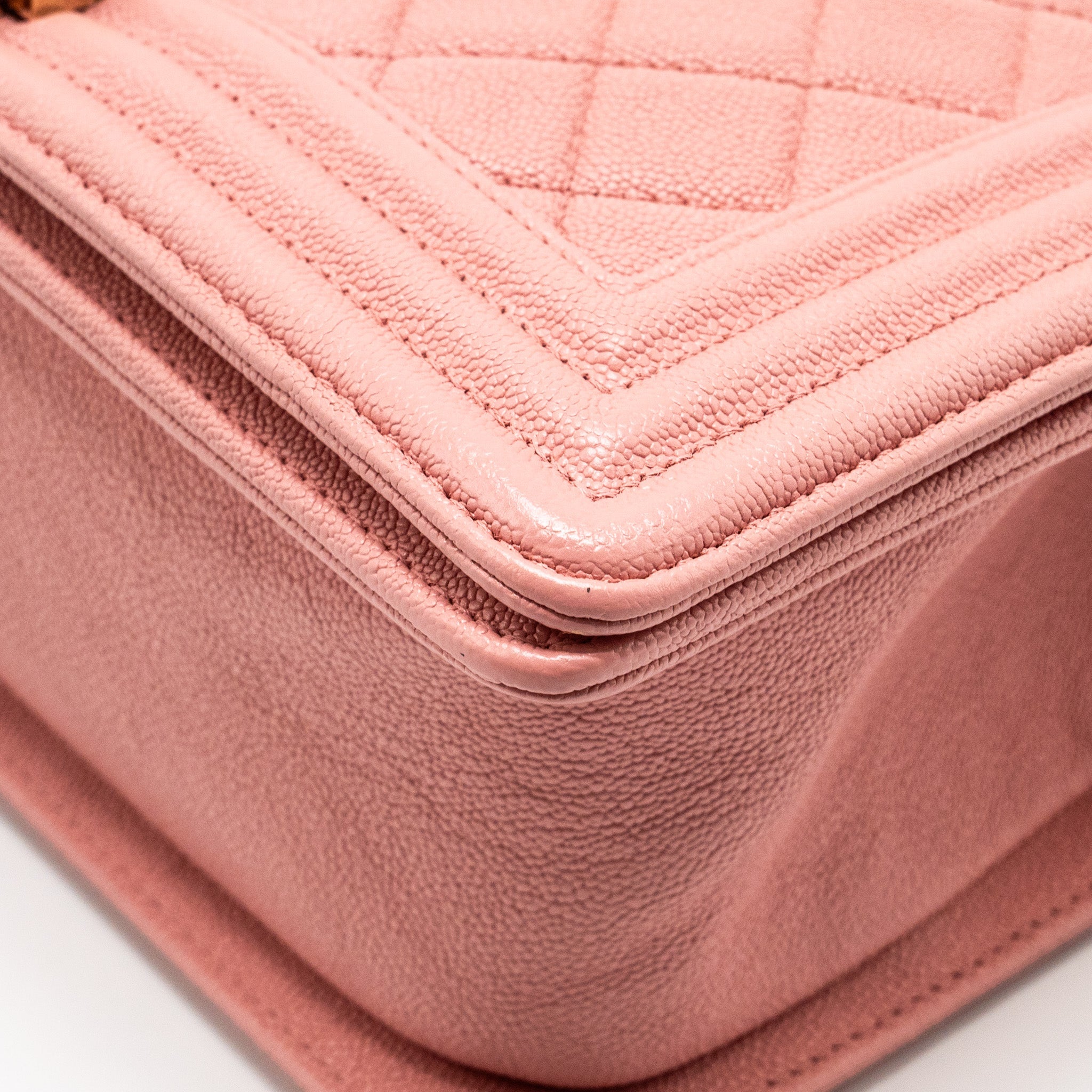 CHANEL MEDIUM BOY BAG CAVIAR PINK LGHW
