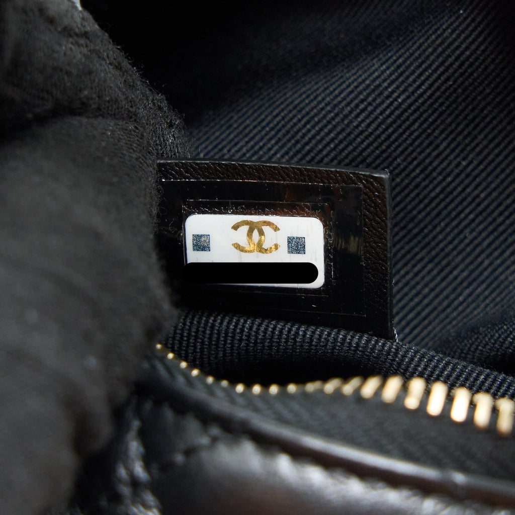 CHANEL 23C ROUND CLUTCH LAMBSKIN BLACK LGHW (MICROCHIP)
