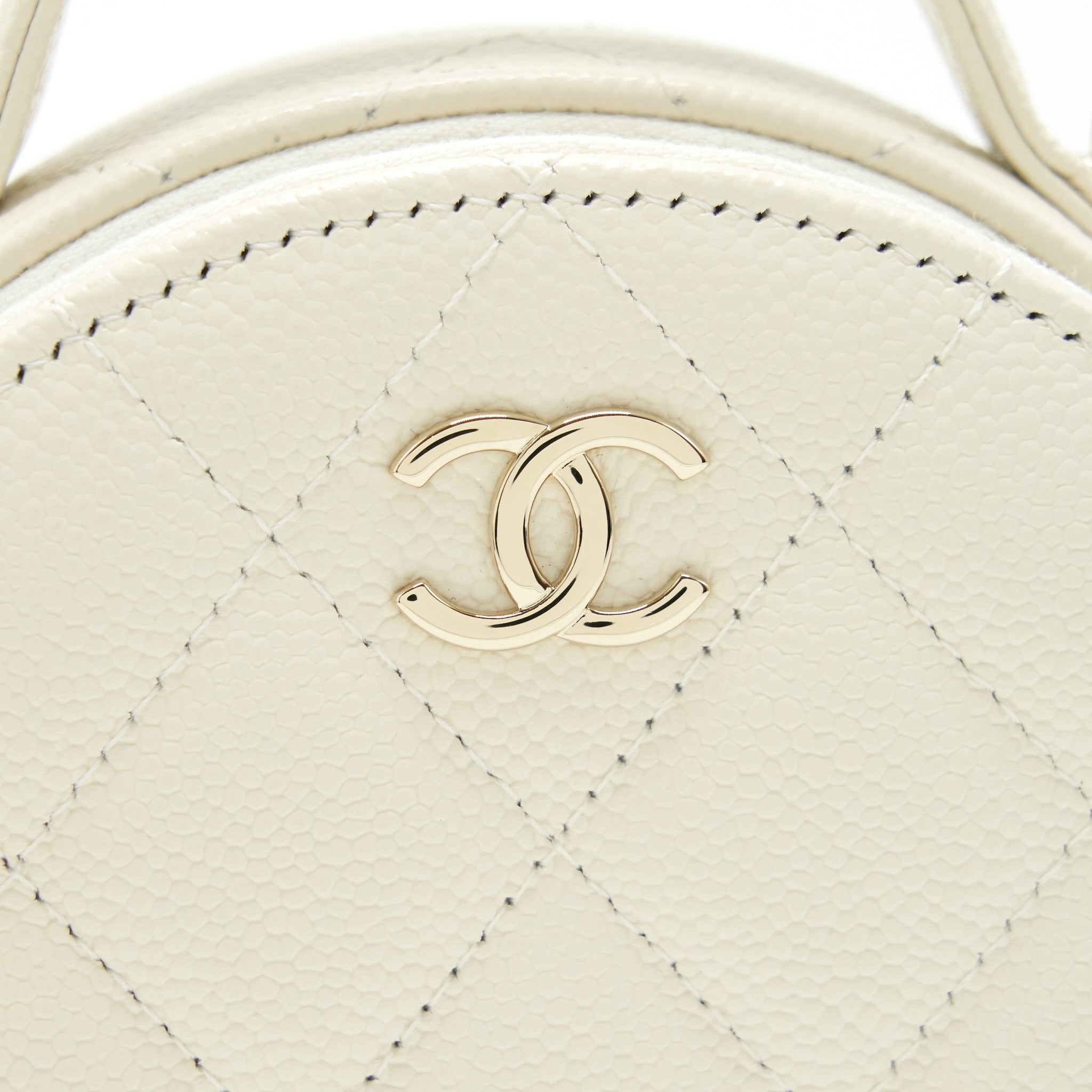 CHANEL CLUTCH WITH CHAIN CAVIAR WHITE LGHW