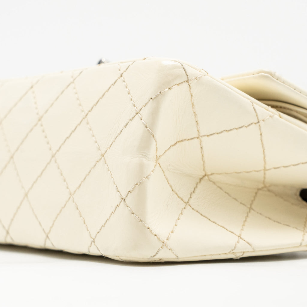 CHANEL MINI 2.55 REISSUE FLAP BAG AGED CALFSKIN CREAMY WHITE WITH RUTHENIUM HARDWARE