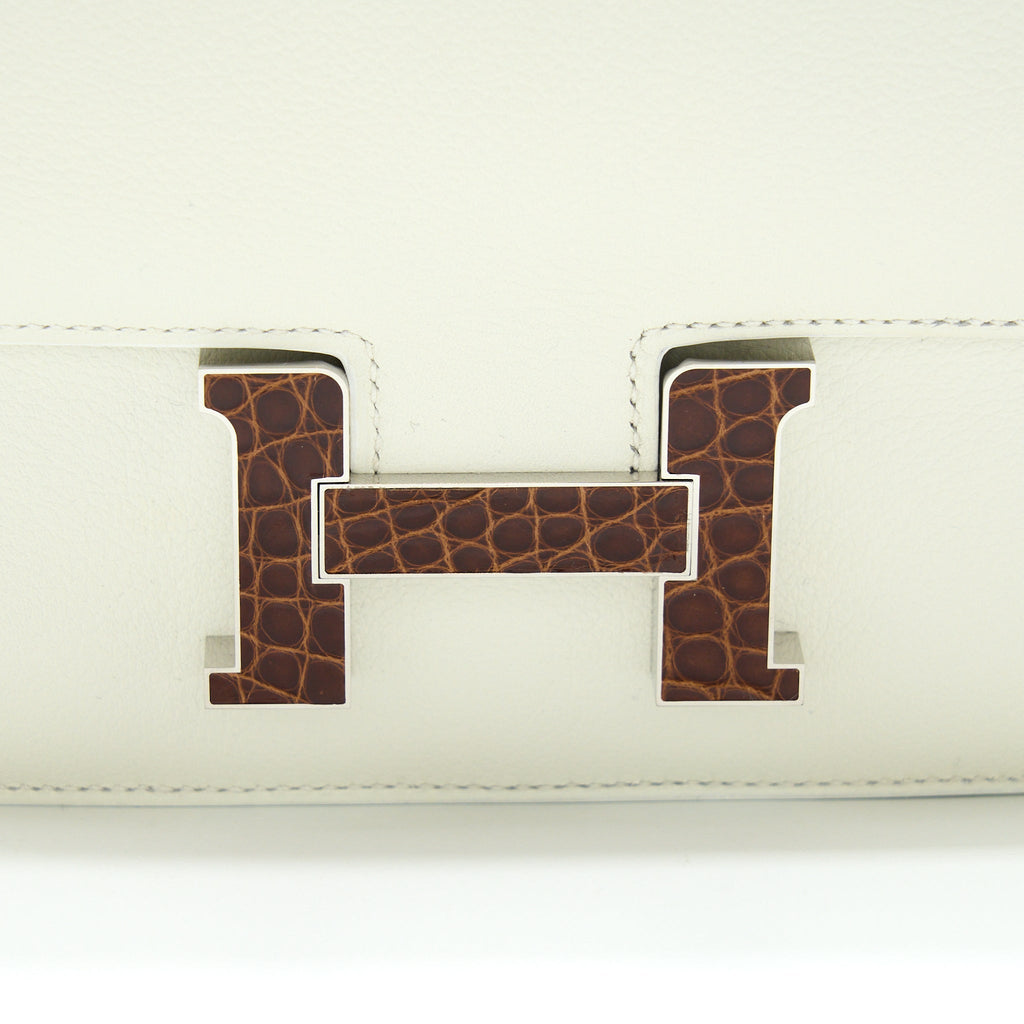 HERMES MINI CONSTANCE EVERCOLOR BLANC / ALLIGATOR BUCKLE/TERRE