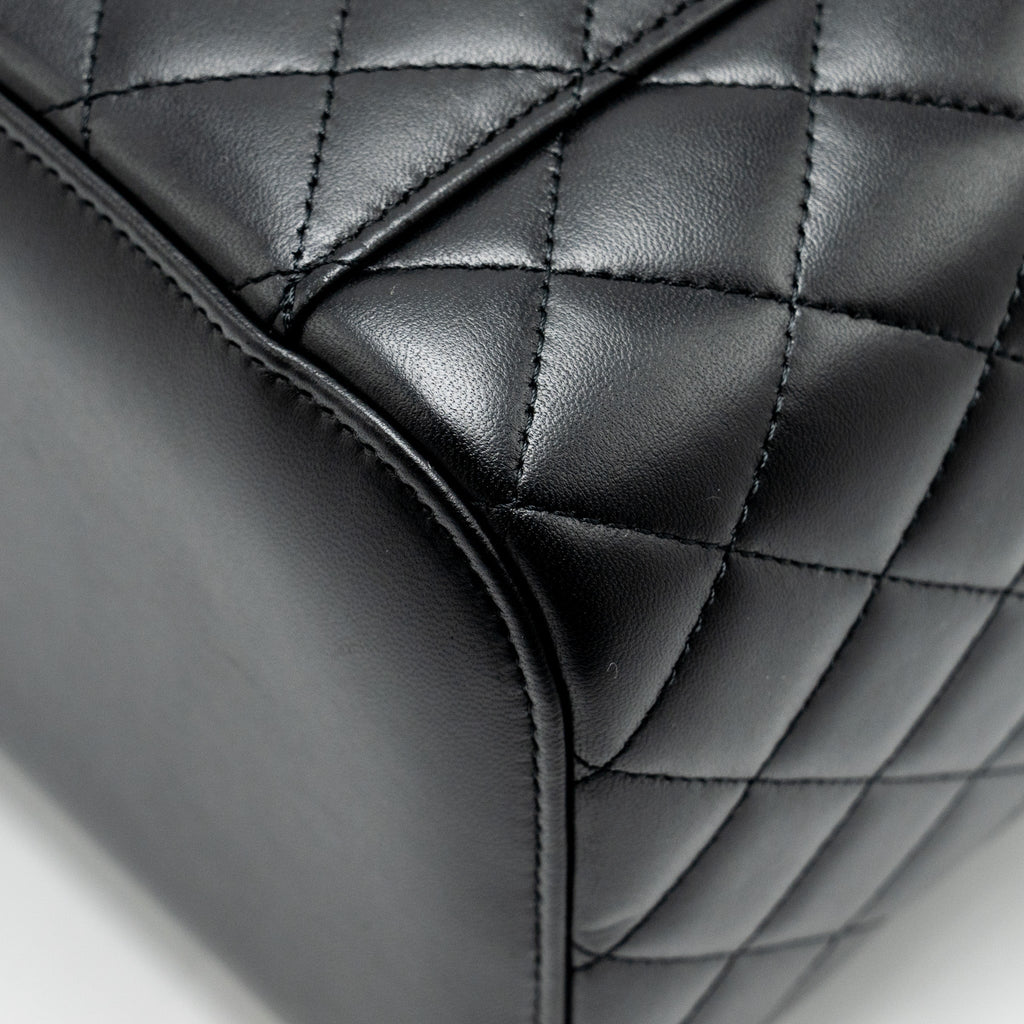 CHANEL QUILTED VANITY CASE LAMBSKIN BLACK SHW