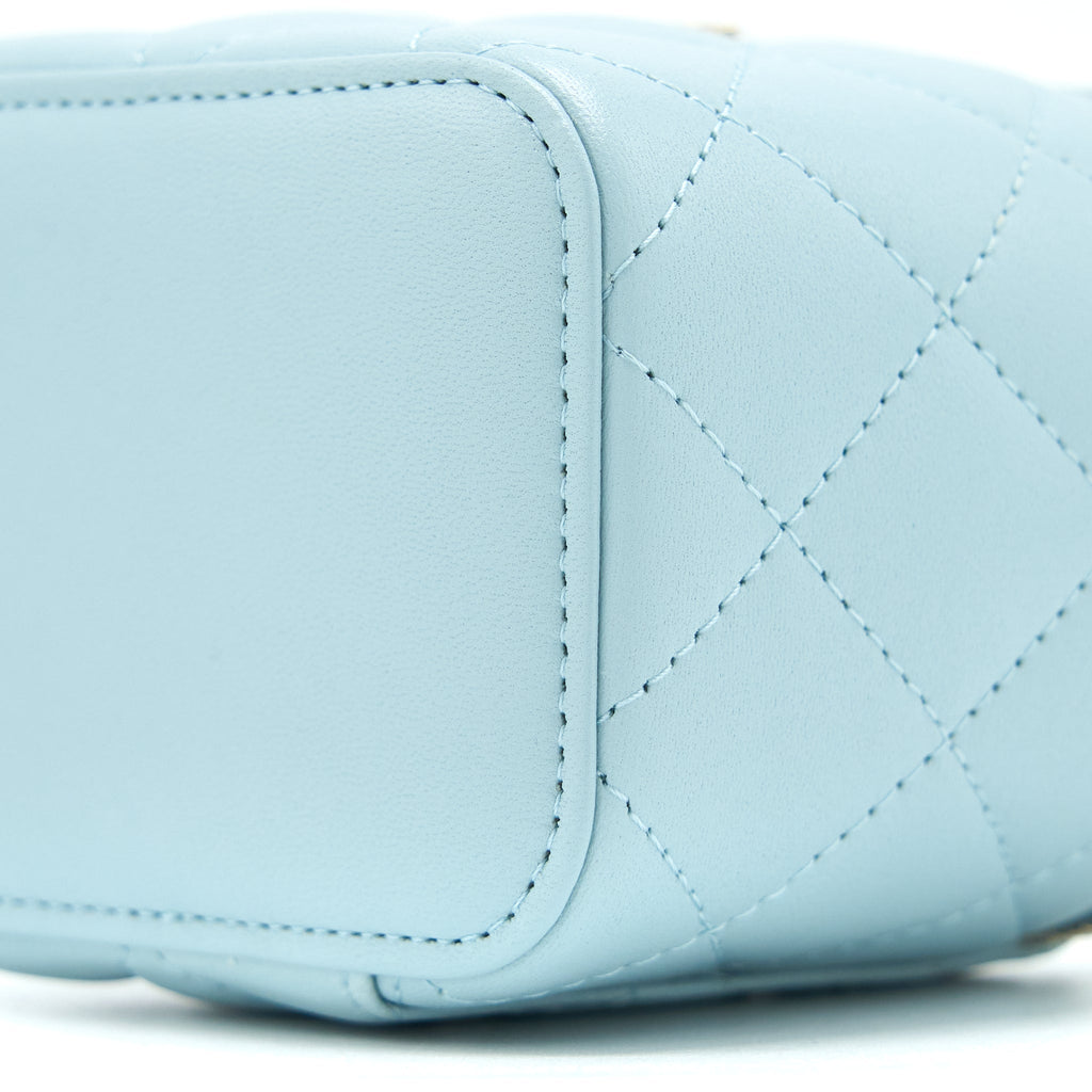 CHANEL 22P TOP HANDLE MINI VANITY WITH CHAIN LAMBSKIN LIGHT BLUE LGHW