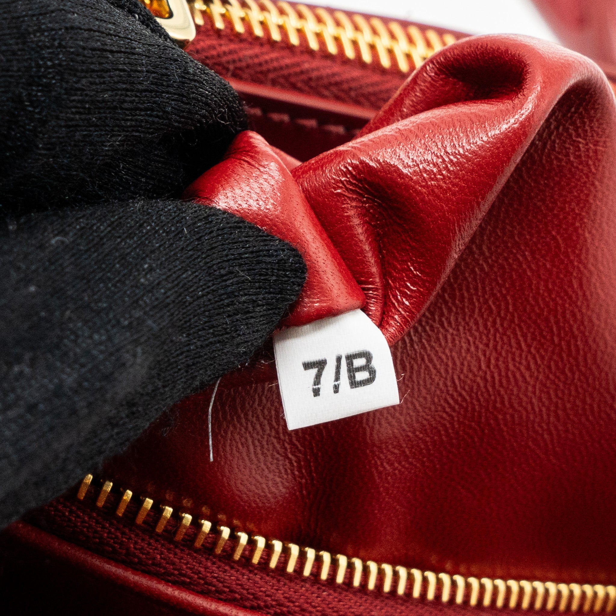 PRADA SMALL GALLERIA BAG PATENT CHERRY GHW