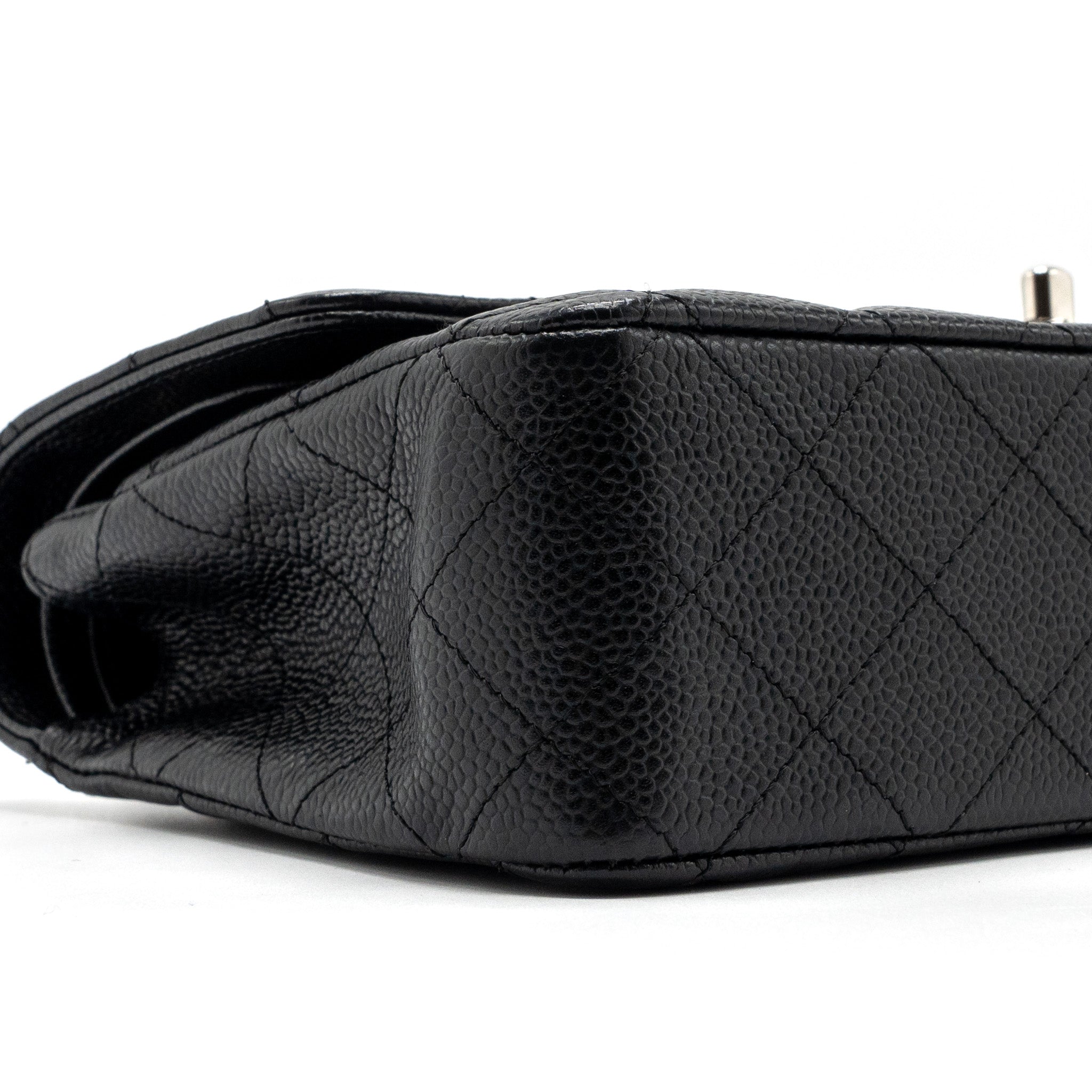 CHANEL MEDIUM CLASSIC DOUBLE FLAP BAG CAVIAR BLACK SHW
