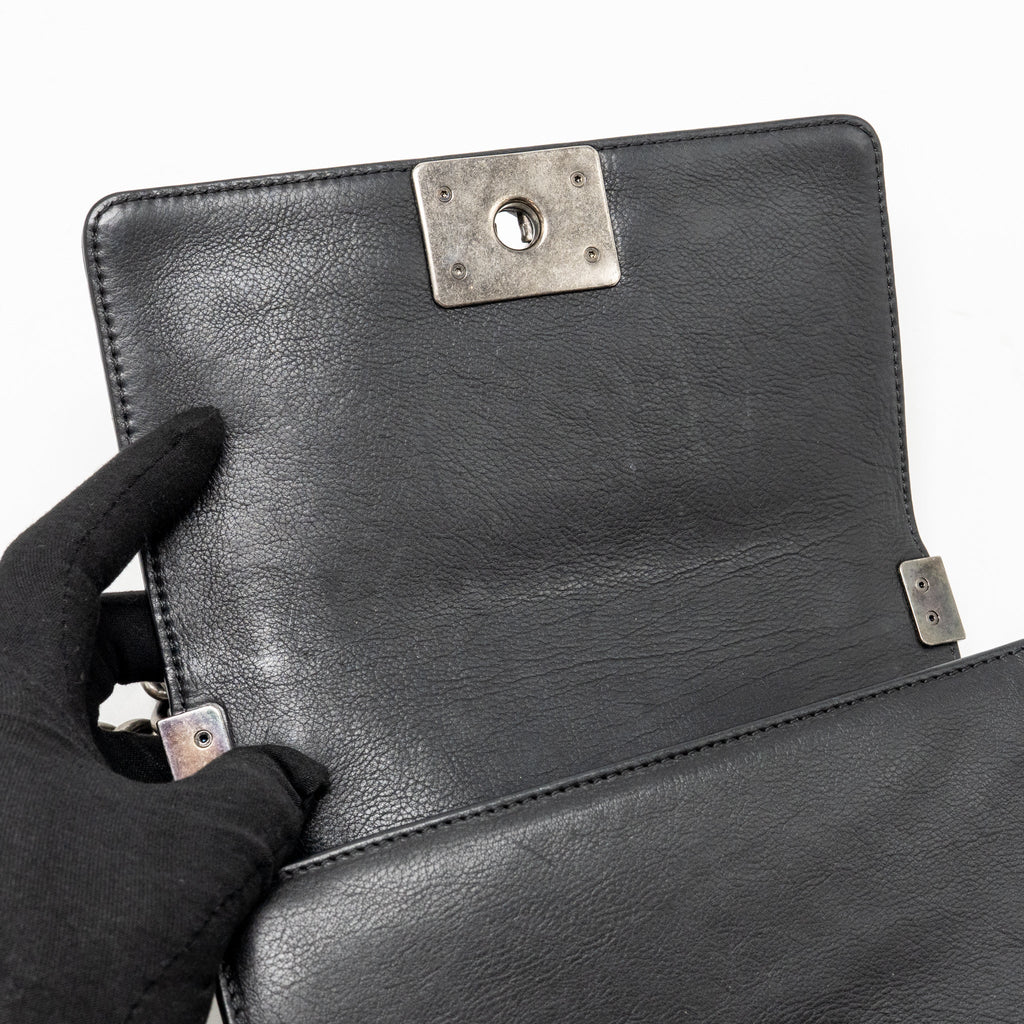 CHANEL SMALL BOY BAG ARABESQUE CALFSKIN BLACK RUTHENIUM SHW
