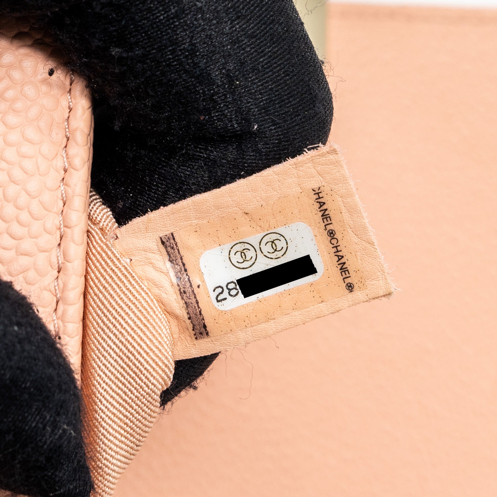 CHANEL SMALL BOY BAG CAVIAR LIGHT PINK LGHW