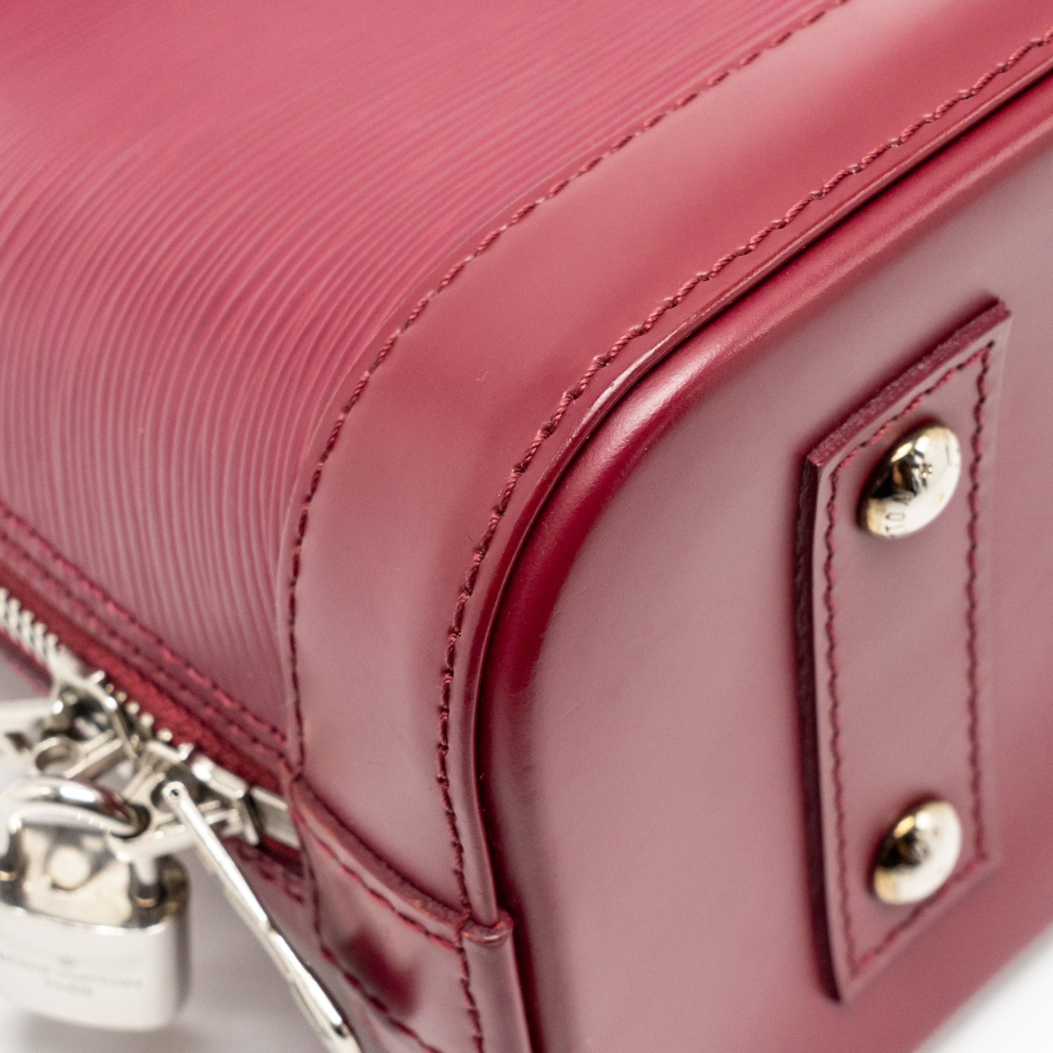 LOUIS VUITTON ALMA BB EPI RASPBERRY SHW