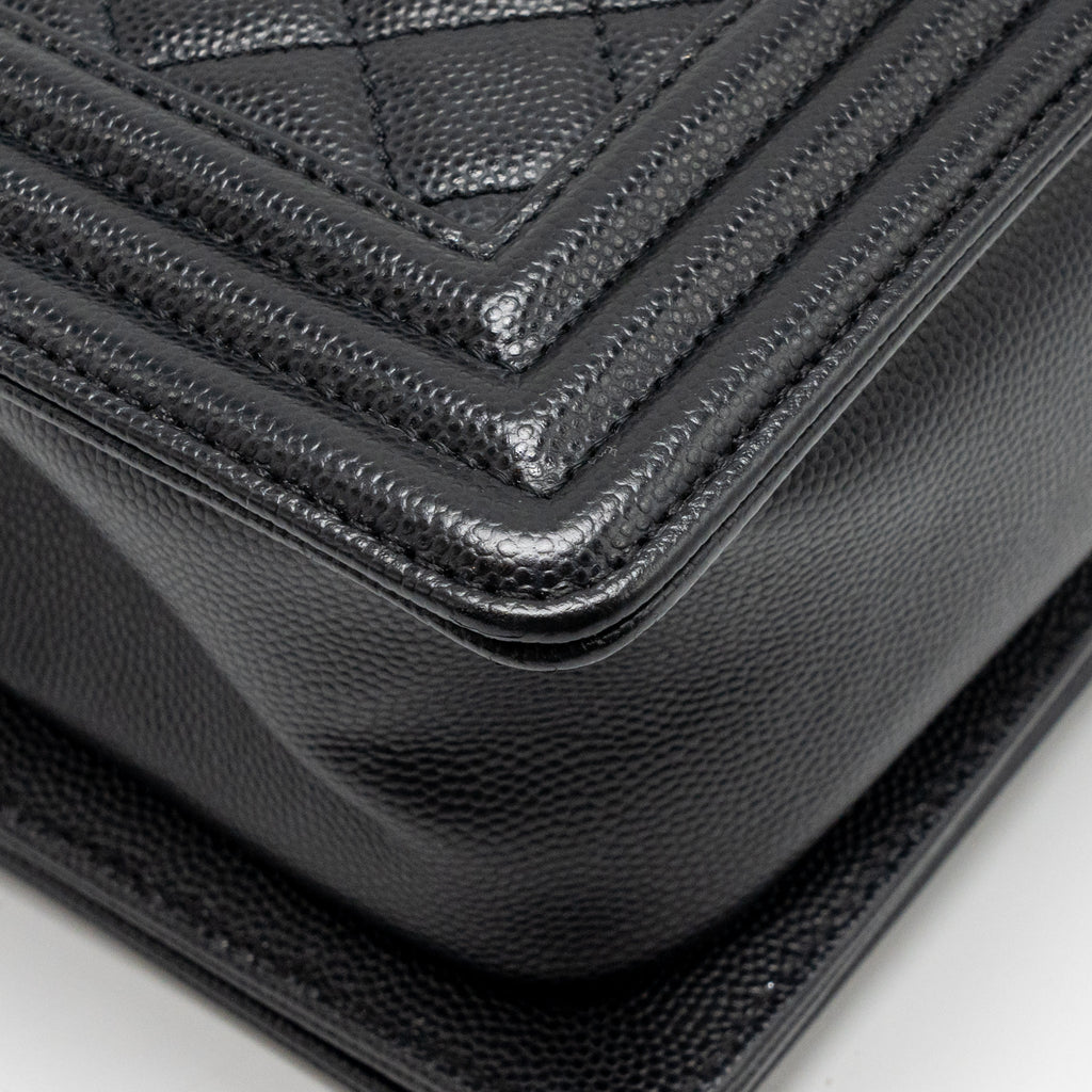 CHANEL MEDIUM BOY BAG CAVIAR BLACK RUTHENIUM SILVER HARDWARE