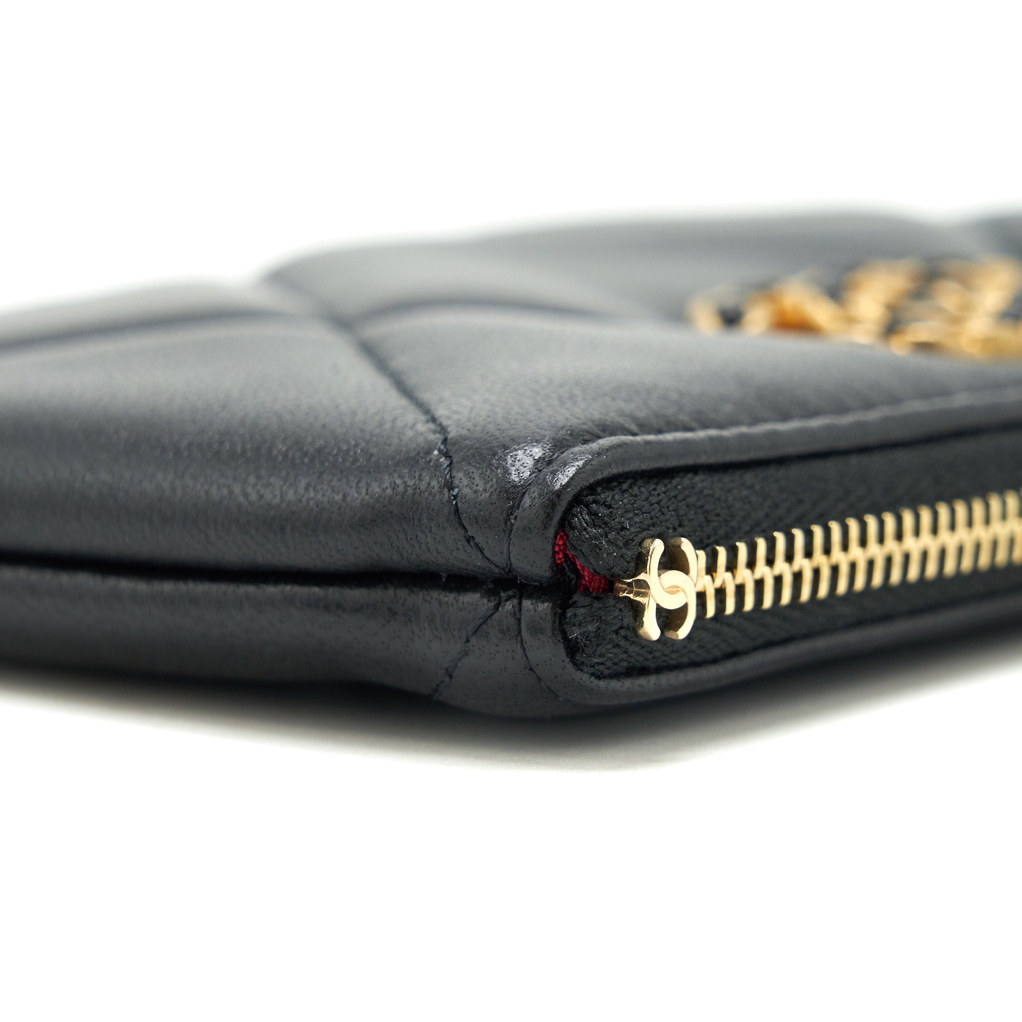 CHANEL 19 MINI POUCH LAMBSKIN BLACK GHW