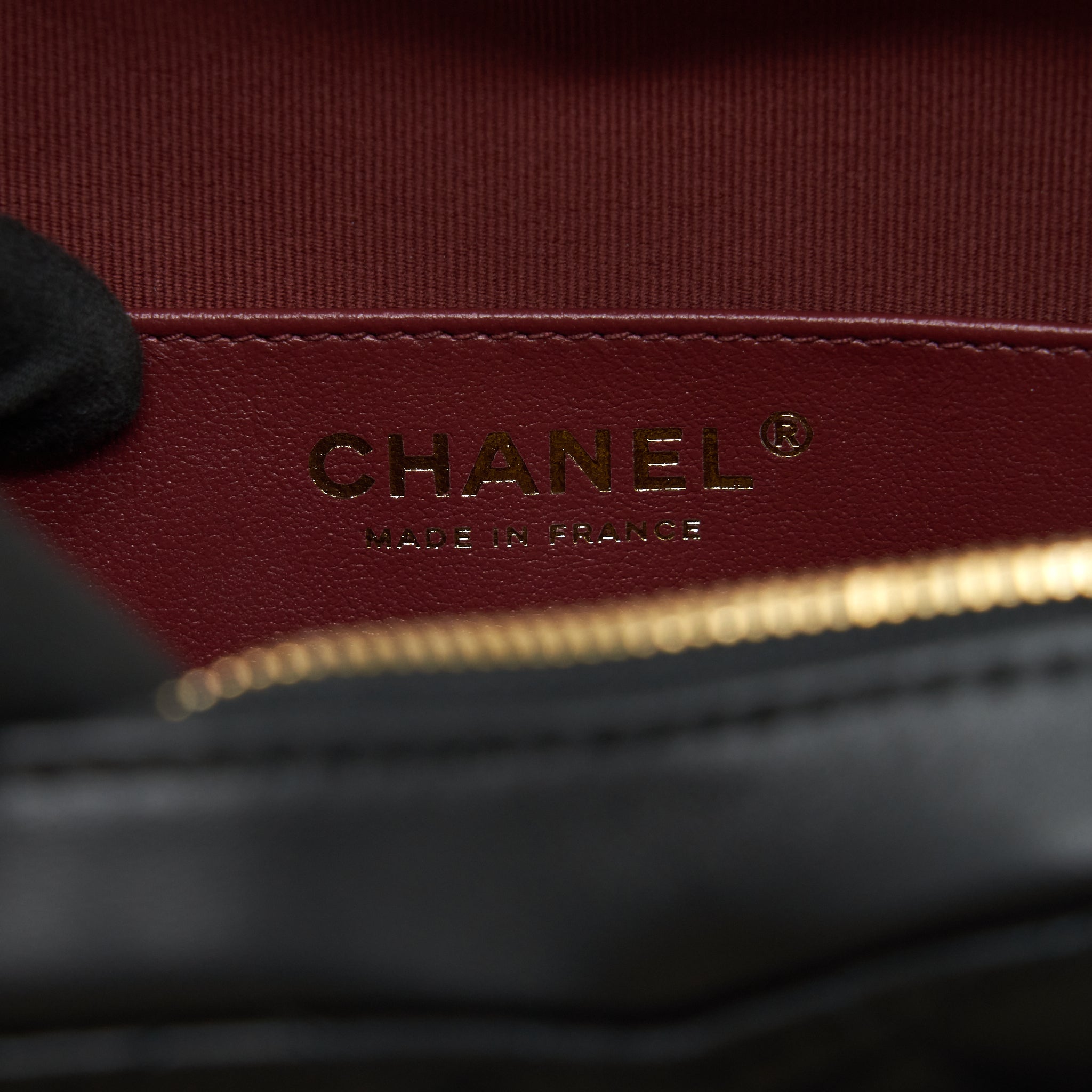 CHANEL 22S HEART BAG LAMBSKIN BLACK LGHW (MICROCHIP)