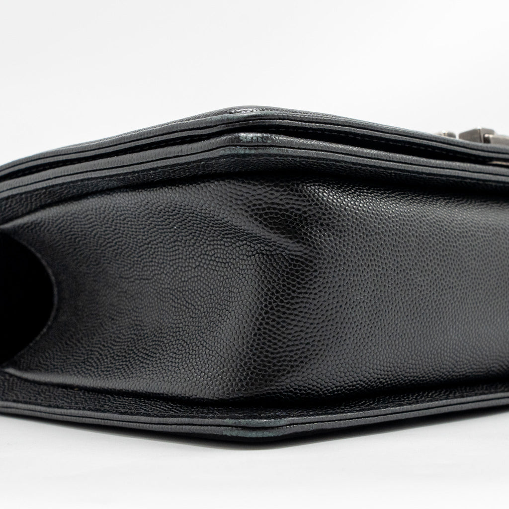 CHANEL MEDIUM BOY BAG CAVIAR BLACK SHW