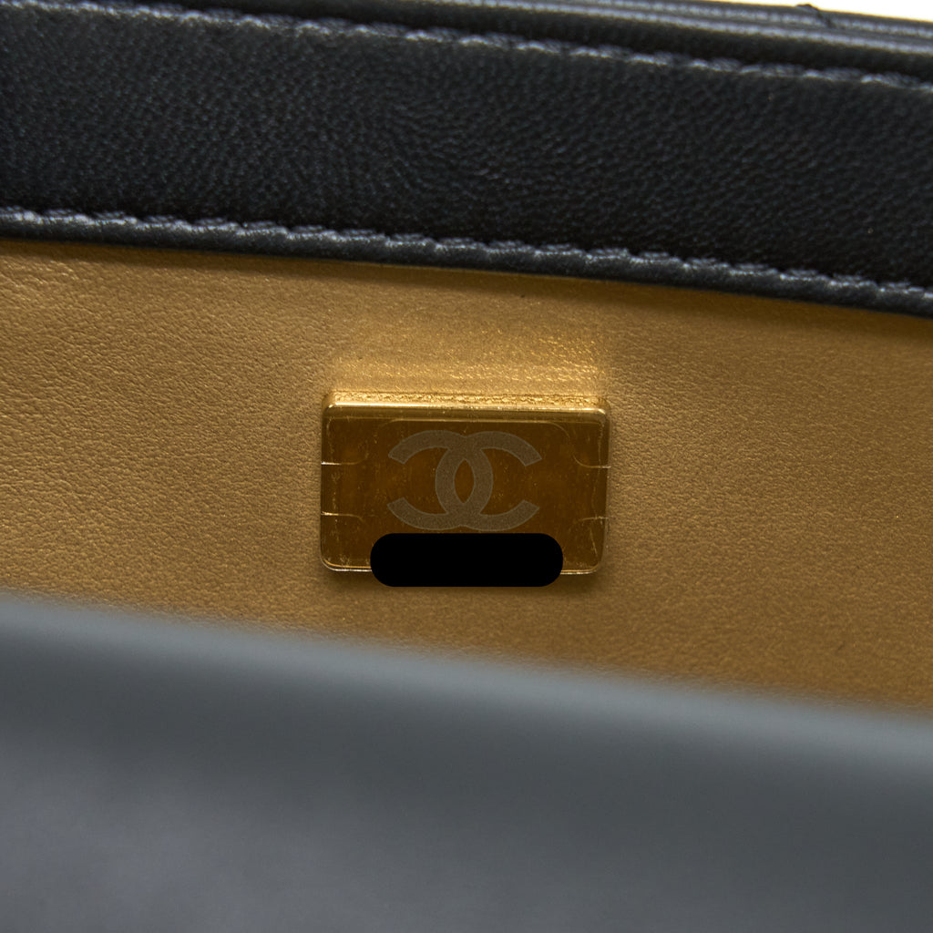 CHANEL 23C PEARL CRUSH MINI SQUARE FLAP BAG LAMBSKIN BLACK LGHW (MICROCHIP)