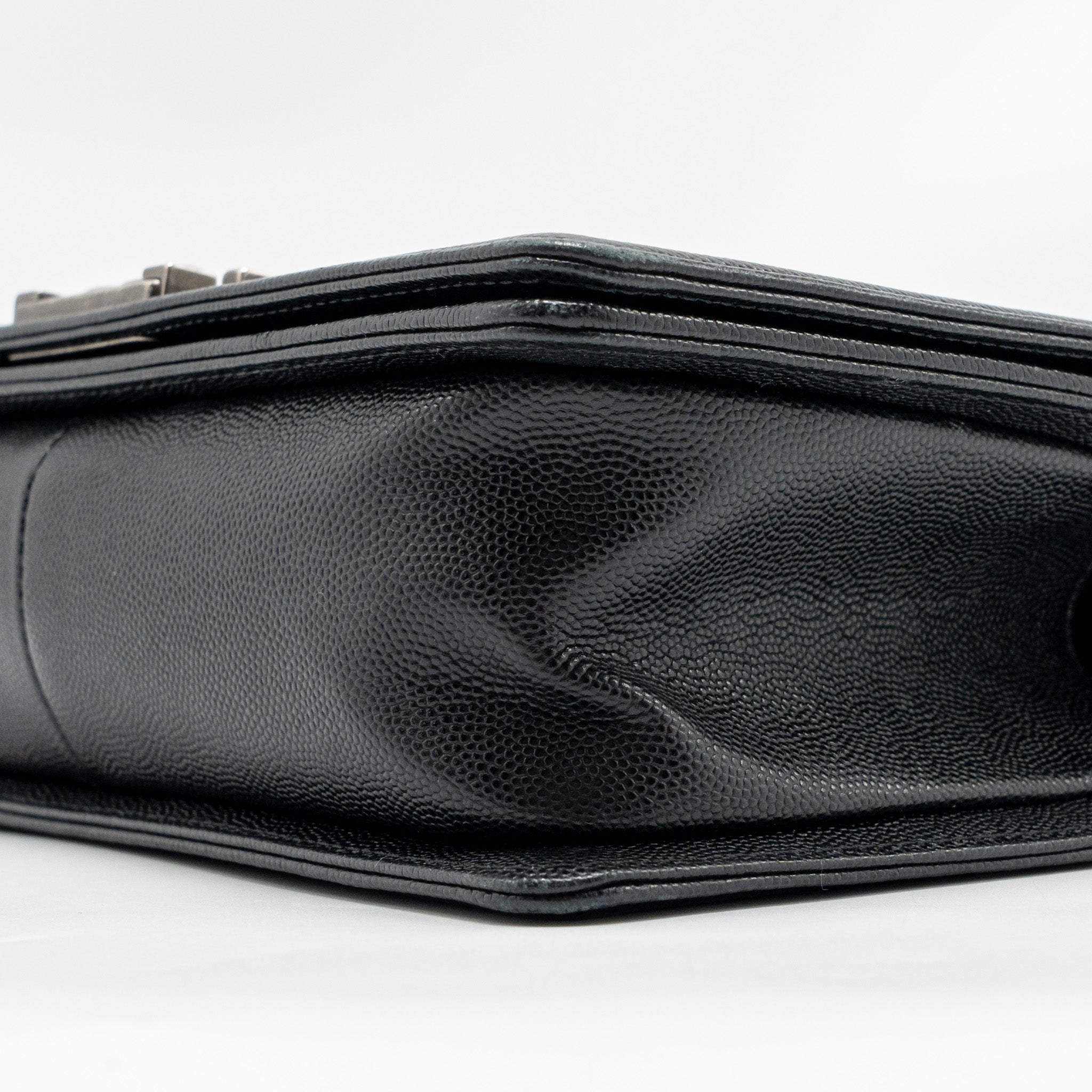 CHANEL MEDIUM BOY BAG CAVIAR BLACK SHW