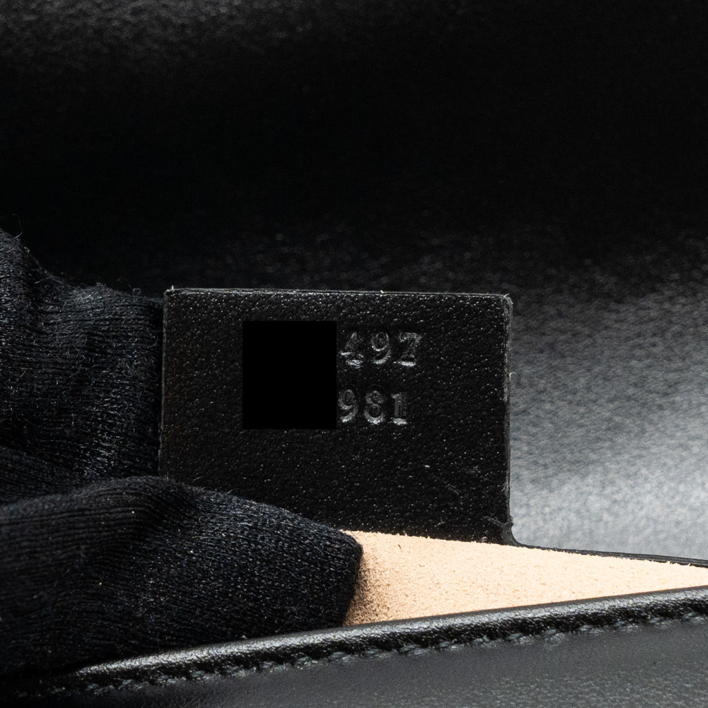 GUCCI SMALL MARMONT BAG CALFSKIN BLACK GHW