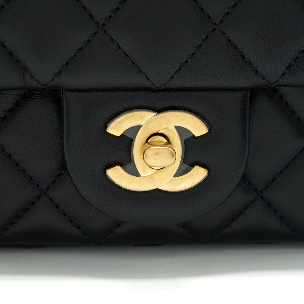 CHANEL 22C PEARL CRUSH MINI RECTANGULAR LAMBSKIN BLACK GHW (MICROCHIP)