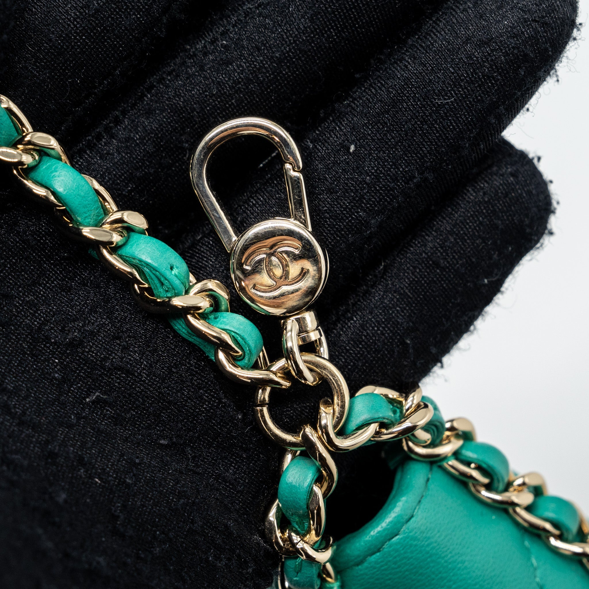 CHANEL SMALL MOON HOBO LAMBSKIN GREEN LGHW (MICROCHIP)