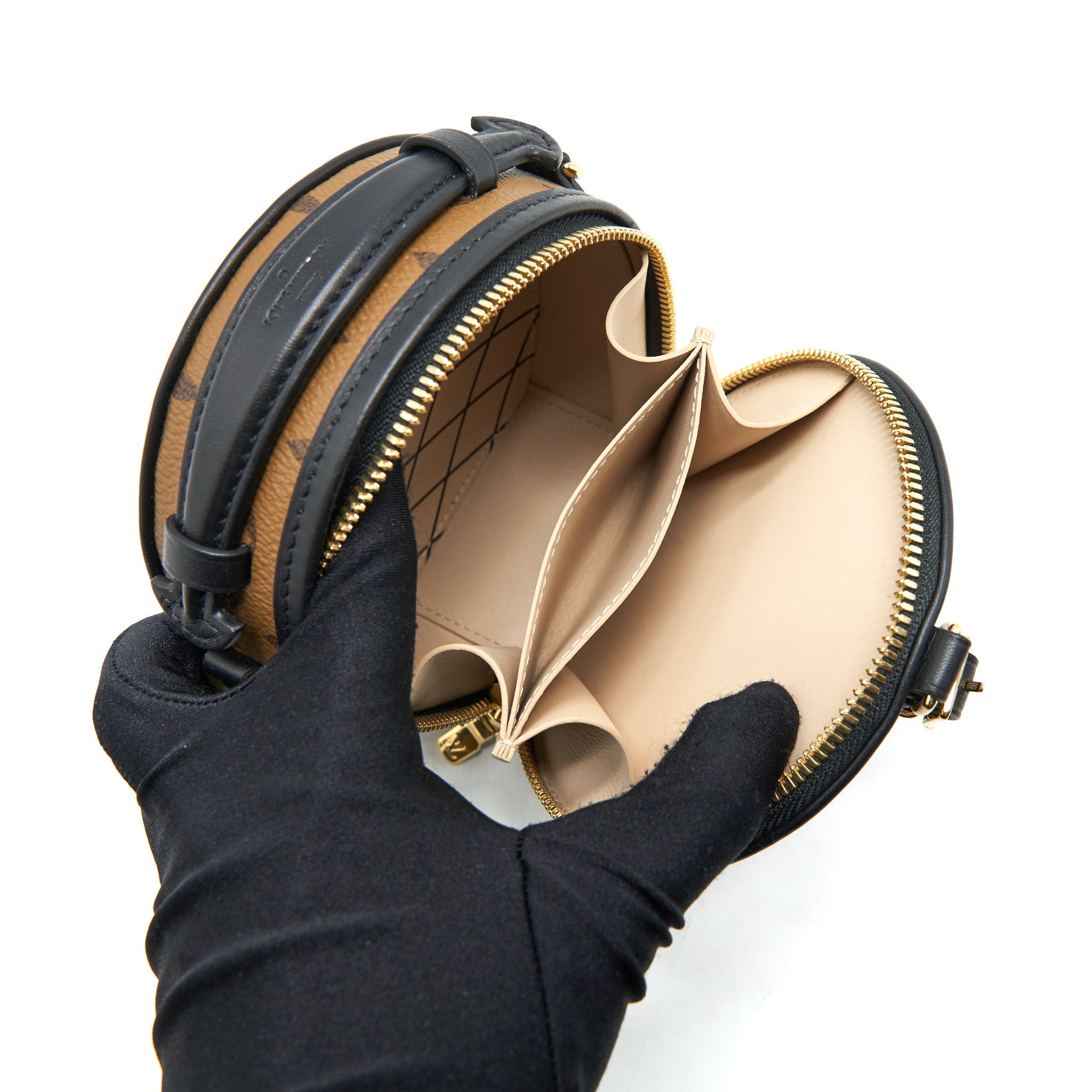 LOUIS VUITTON MINI BOITE CHAPEAU