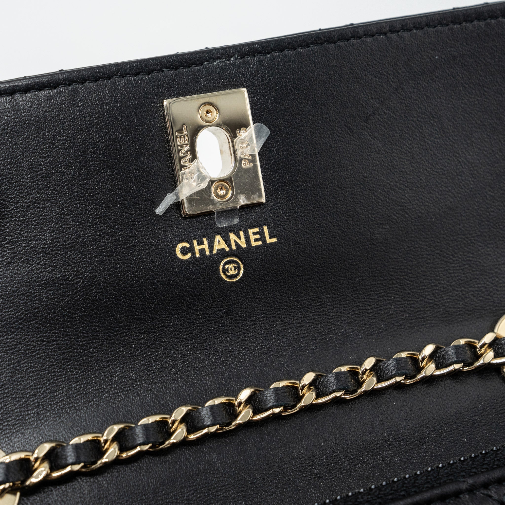 CHANEL MINI TRENDY CC WALLET ON CHAIN LAMBSKIN BLACK LGHW (MICROCHIP)