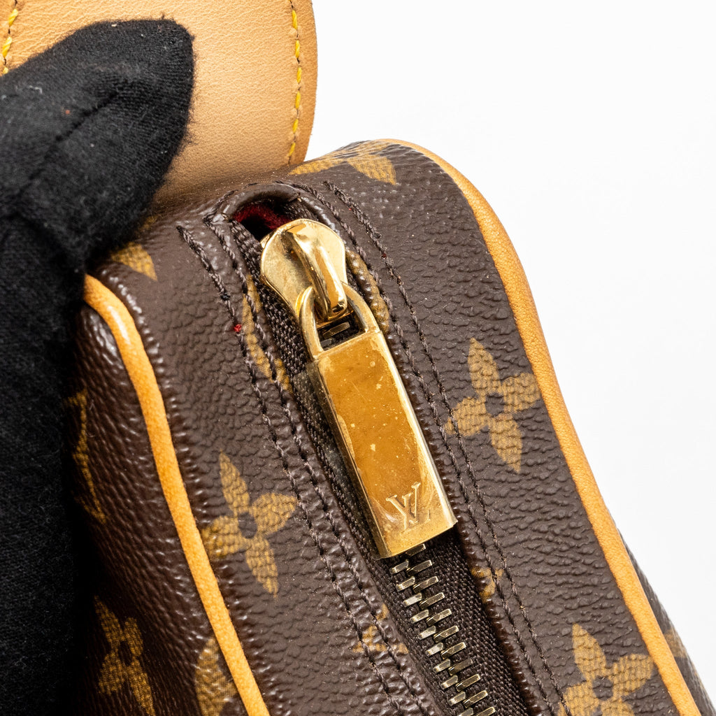 LOUIS VUITTON VINTAGE LOOP SHOULDER BAG MONOGRAM CANVAS GHW