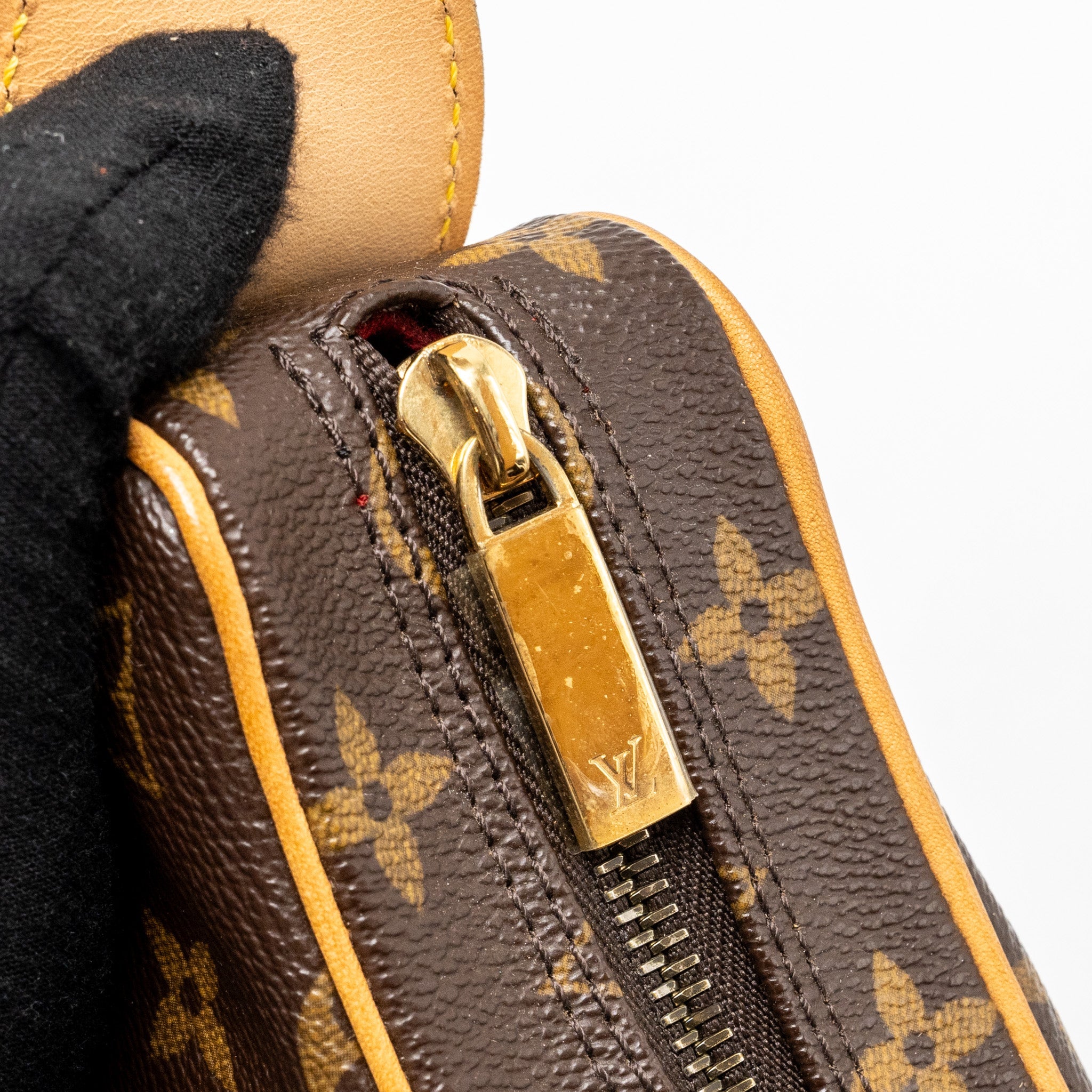 LOUIS VUITTON VINTAGE LOOP SHOULDER BAG MONOGRAM CANVAS GHW