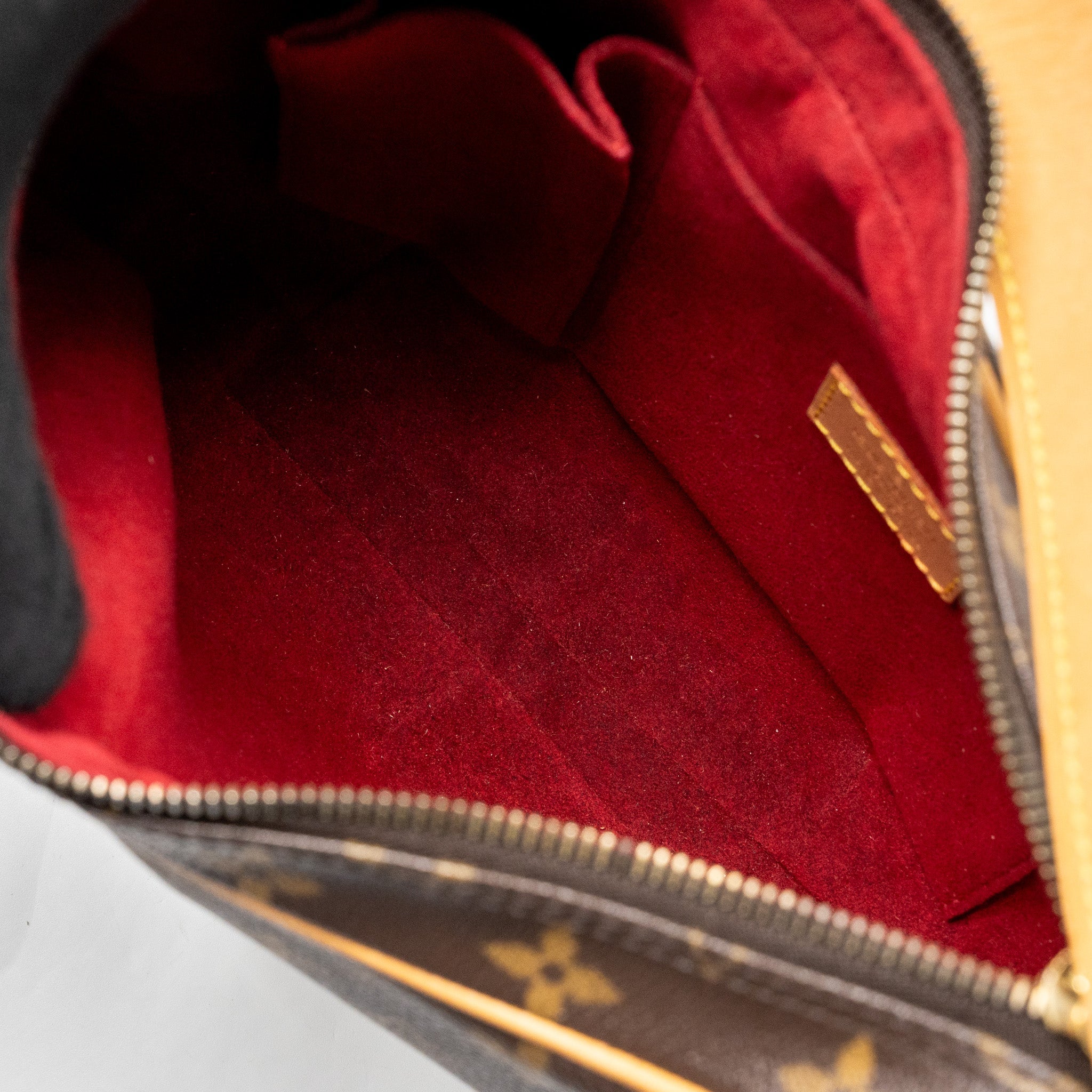 LOUIS VUITTON VINTAGE LOOP SHOULDER BAG MONOGRAM CANVAS GHW