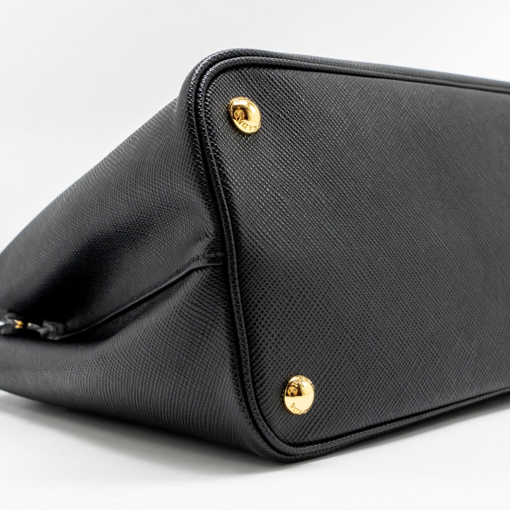 PRADA MEDIUM SAFFIANO CUIR TOTE BAG LEATHER BLACK/FUOCO GHW