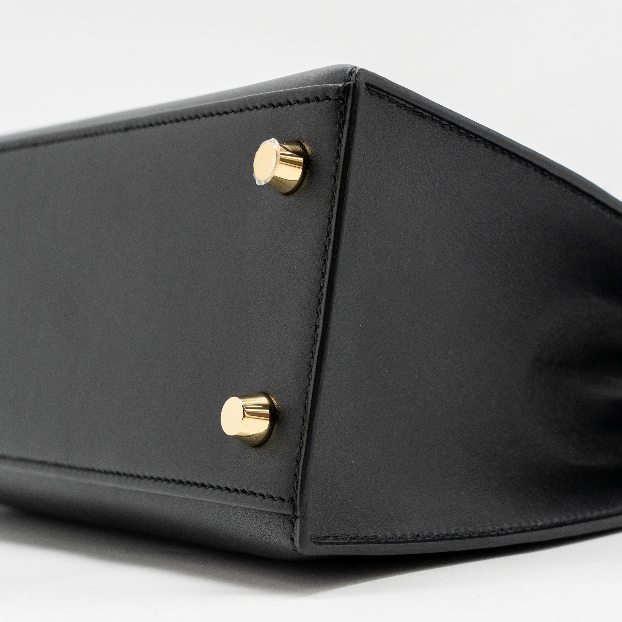 HERMES KELLY 25 SOMBRERO BLACK GHW