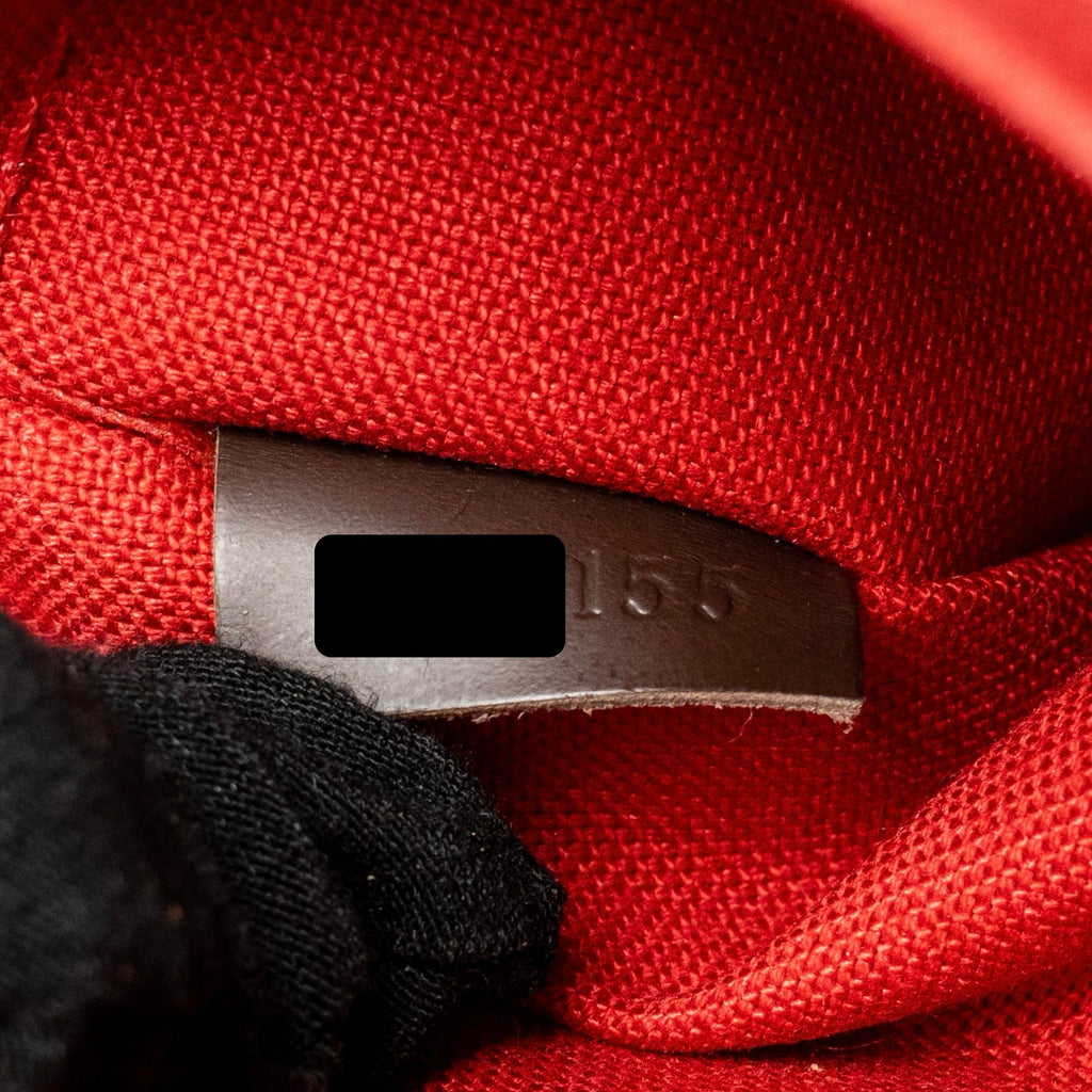 LOUIS VUITTON POCHETTE ACCESSOIRES DAMIER EBENE CANVAS GHW