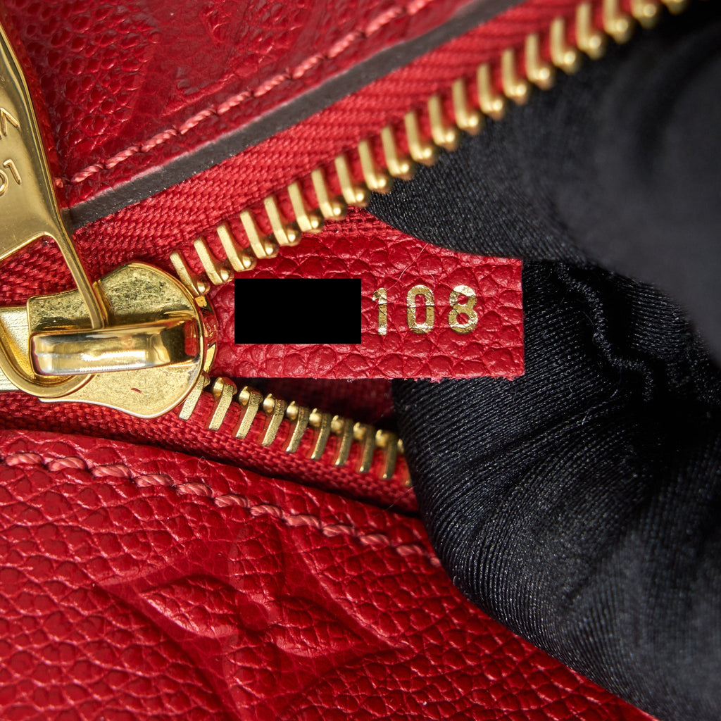 LOUIS VUITTON POCHETTE METIS LEATHER BAG RED